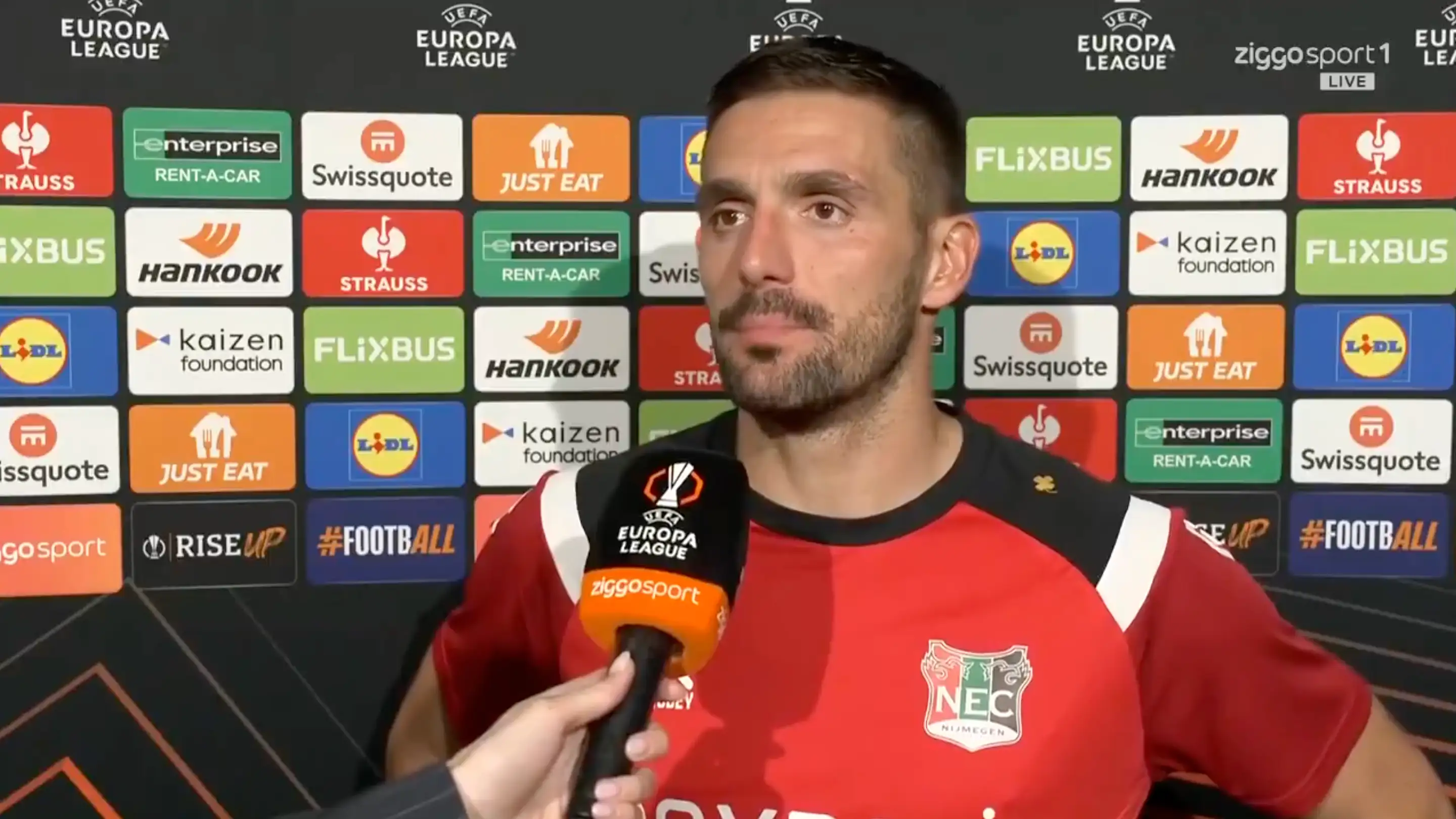 Dusan Tadic sangat jujur: "Mereka sangat sering menelepon saya untuk kembali"