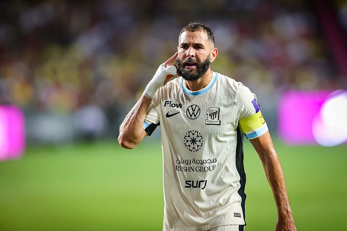 Al Hilal Lepas Benzema?