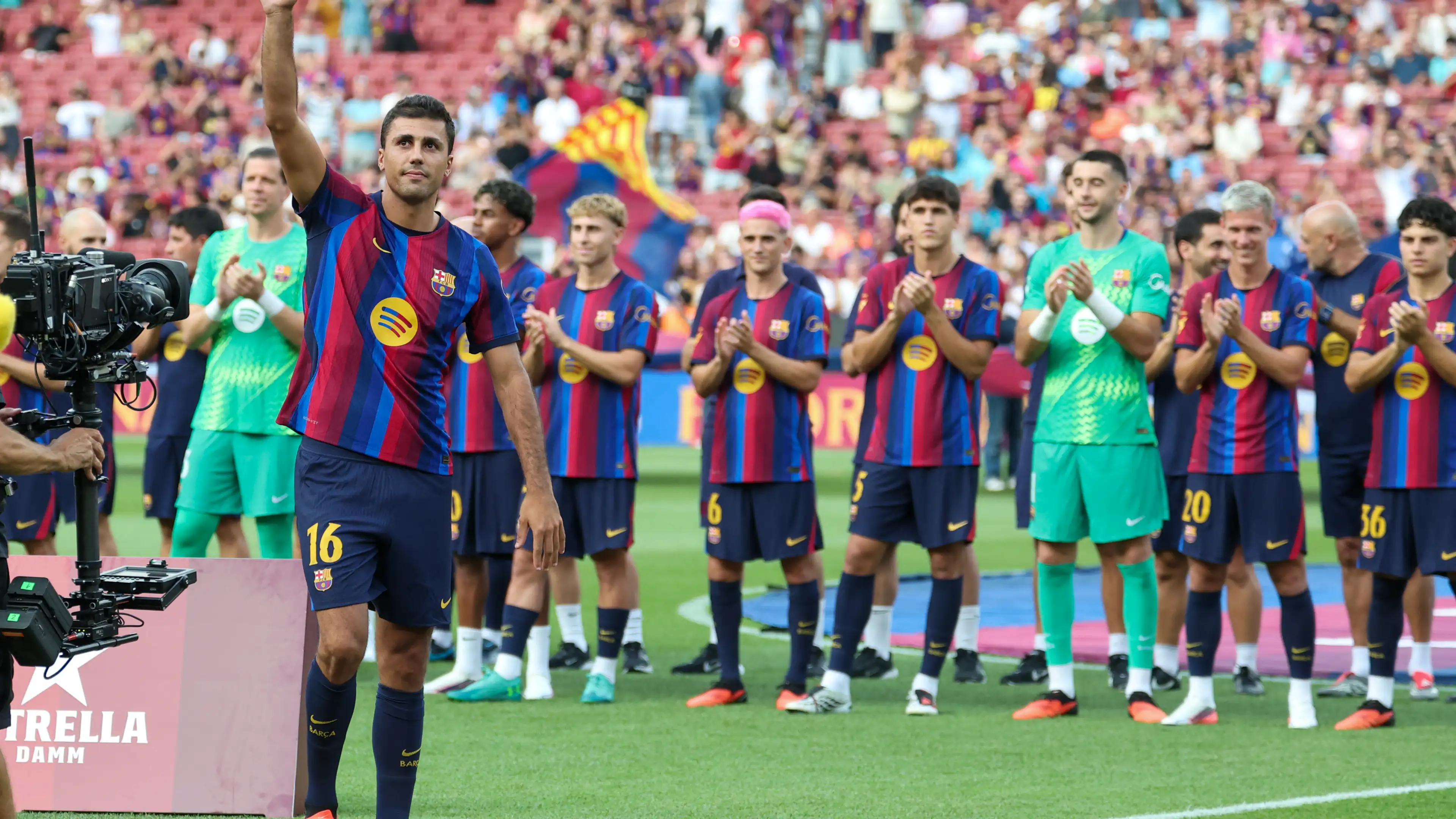 Bagaimana dengan situasi Rodri? Flick memantapkan susunan pemain Barcelona menghadapi Bilbao