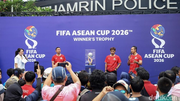Semangat Sepak Bola ASEAN Menggema di CFD Bundaran HI