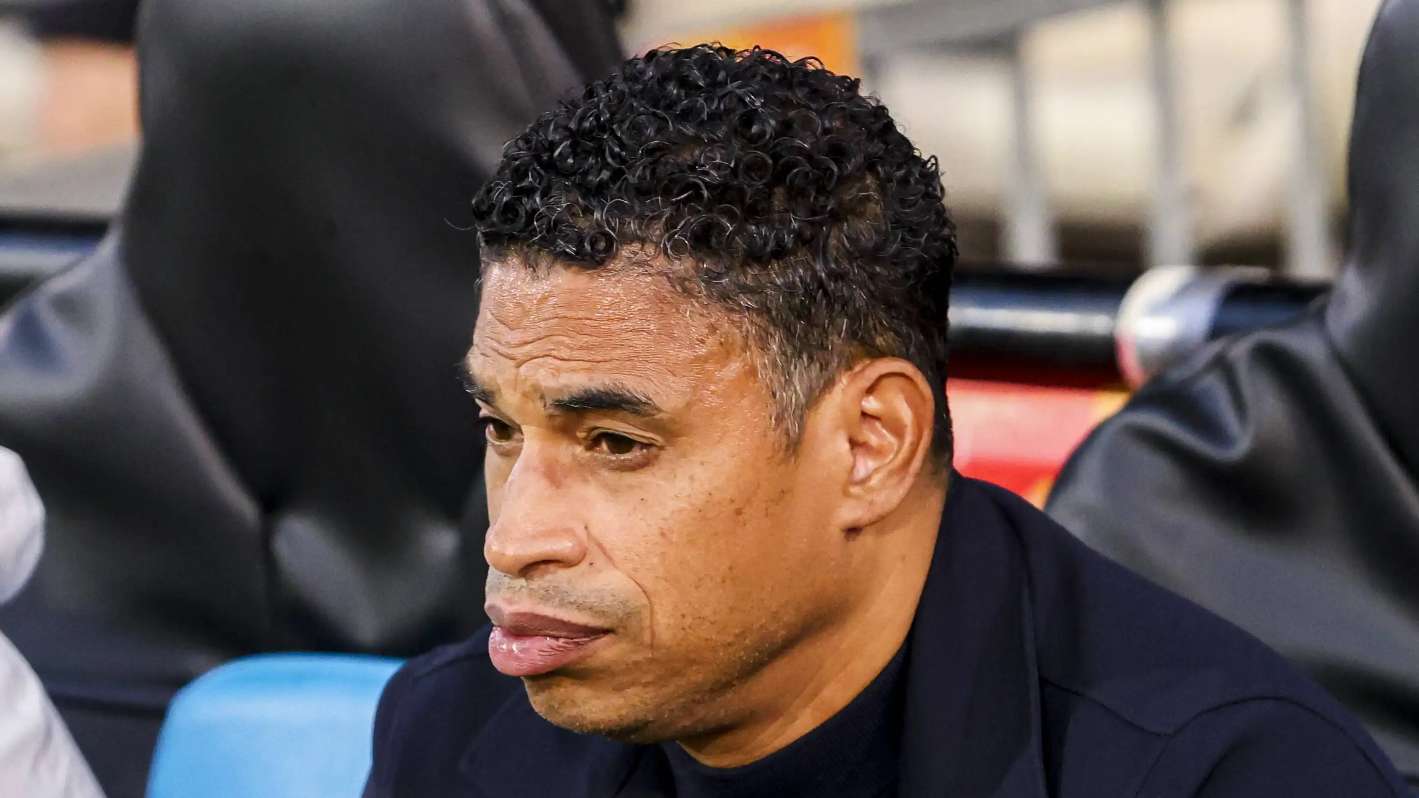 Reiziger membahas apakah Van Bommel dan Zechiël akan kembali ke tim Belanda U-21 untuk play-off