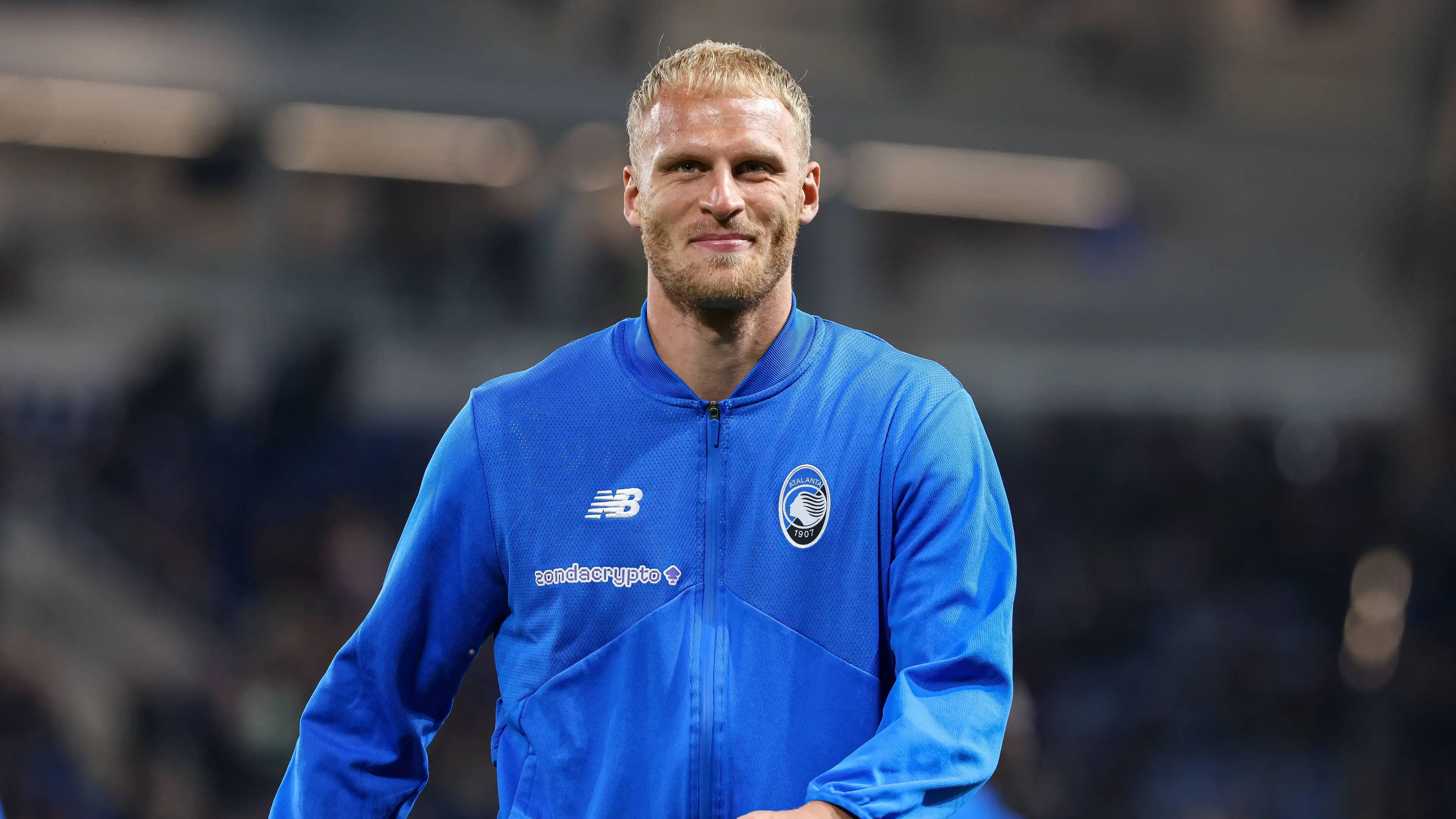 Mitchel Bakker meneken kontrak di Eredivisie: "Dia pernah bermain di level tertinggi"