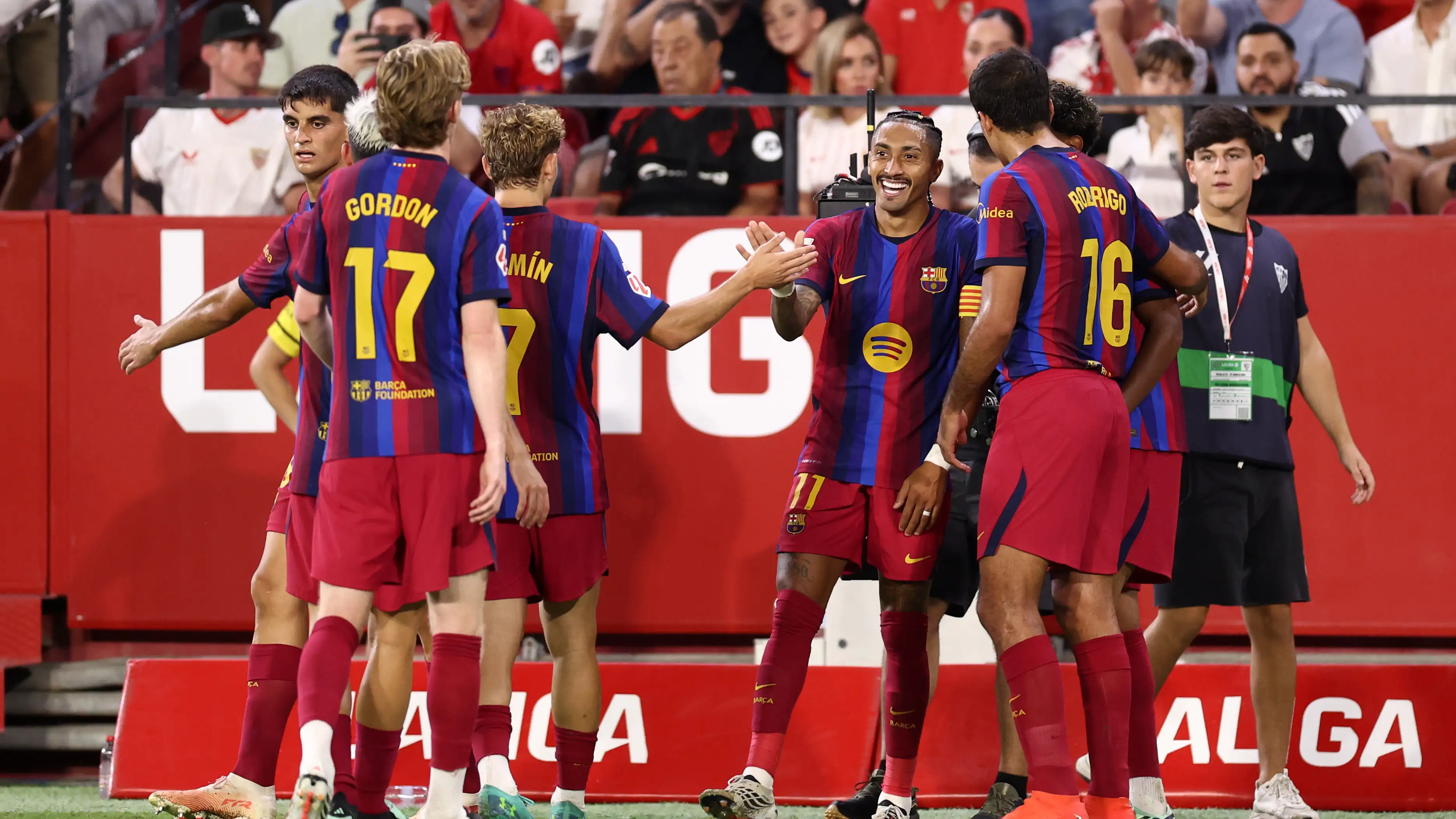 Video: "Monster yang Tak Terbendung", Barcelona Torehkan Kemenangan Ketujuh Lewat Tanda Tangan "Sang Pesulap Brasil"