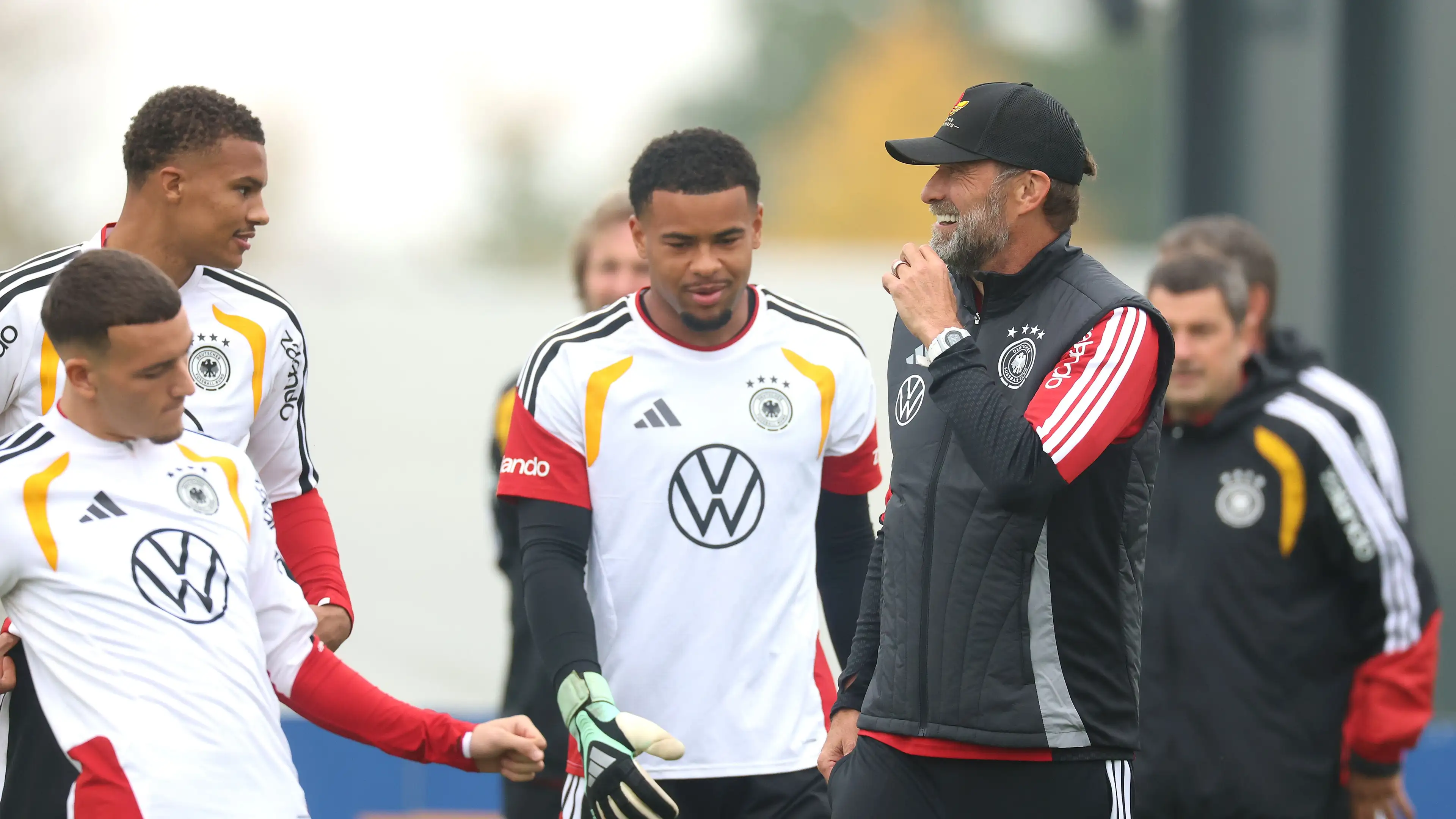 Tes doping mendadak di kamp latihan Jerman jelang laga melawan Yunani