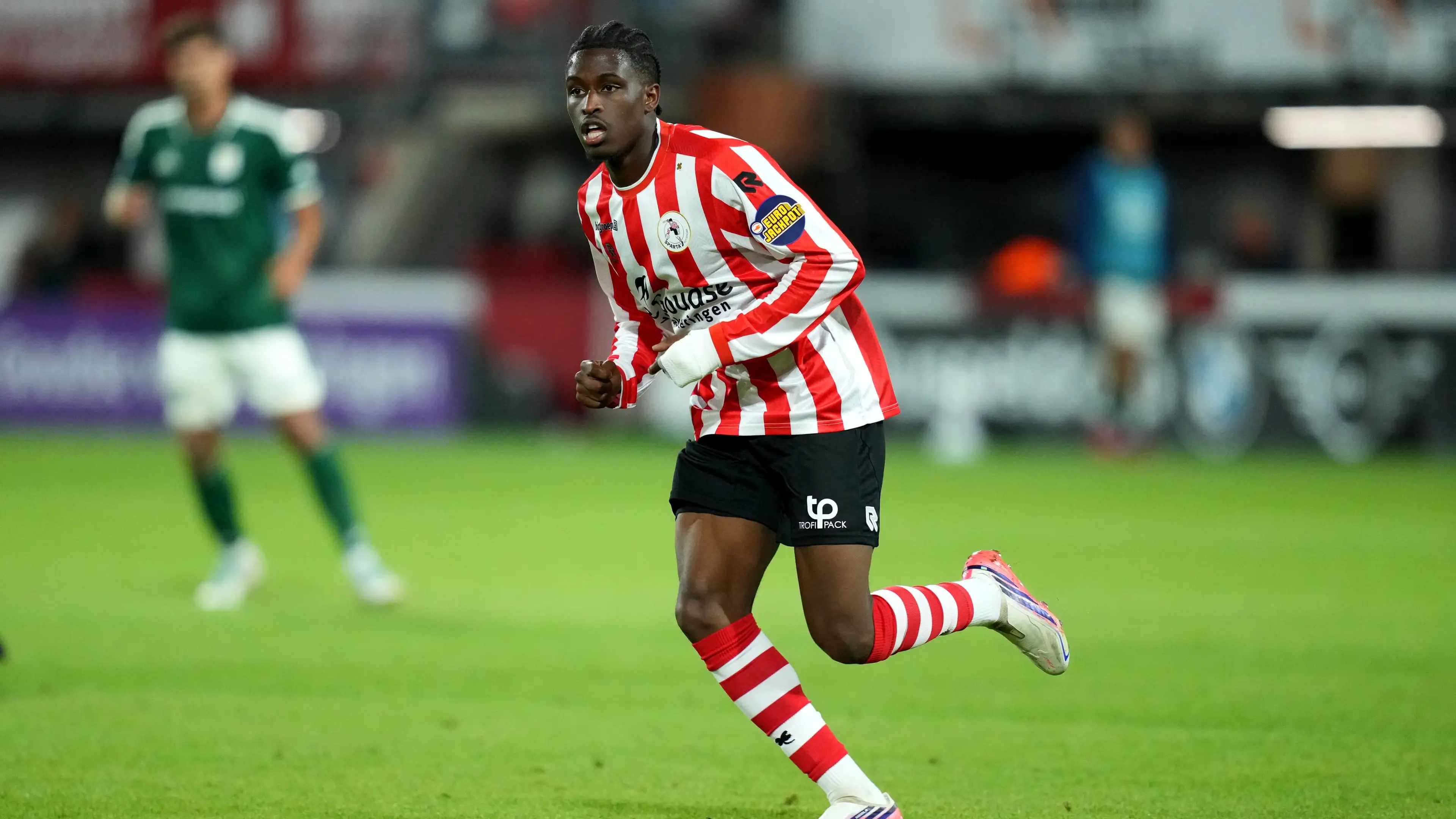 Pemain pinjaman PSV Isaac Babadi bersinar saat debut bersama Sparta