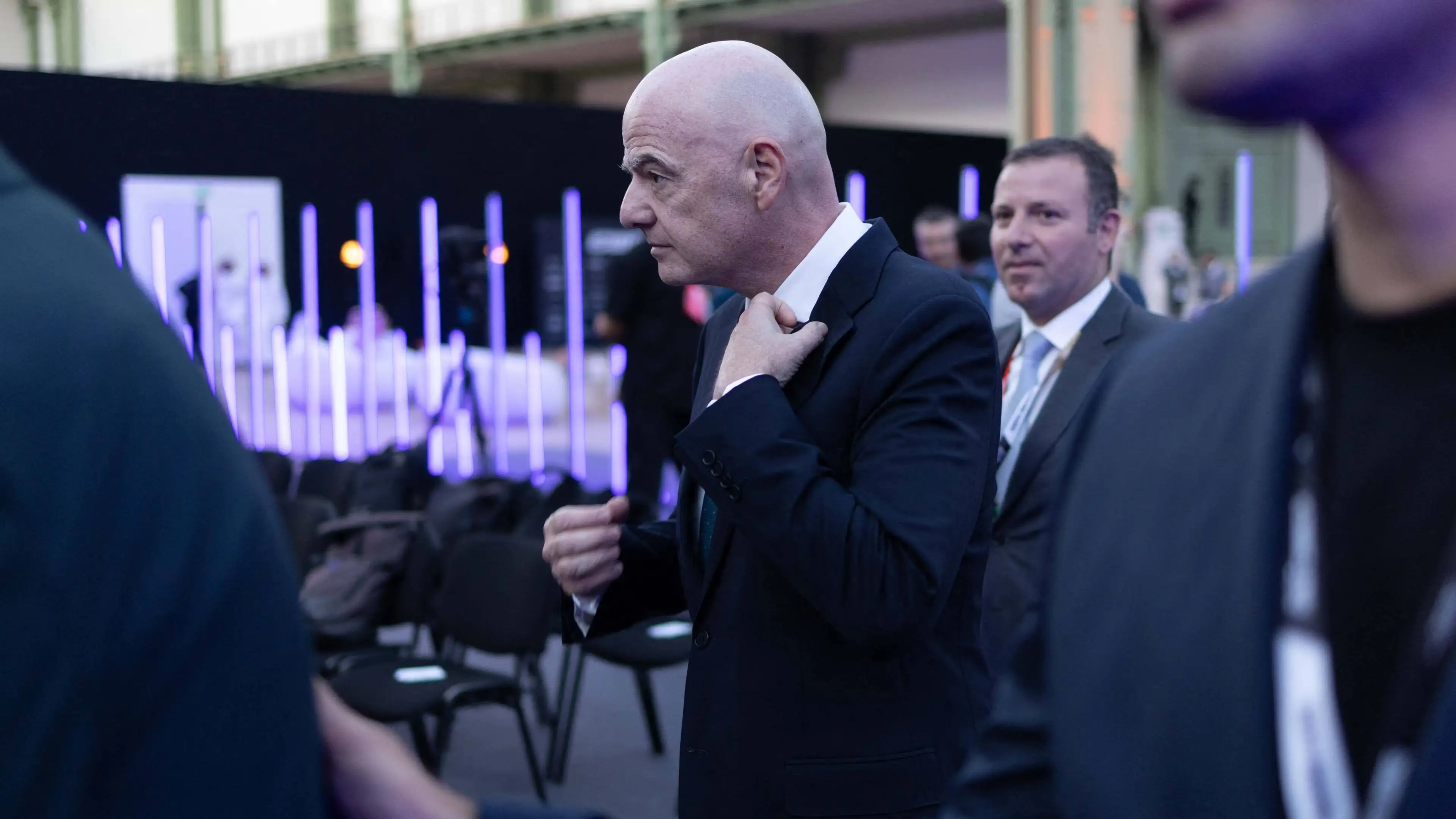 Perang besar meletus: UEFA kejar "kekaisaran Infantino" secara pidana