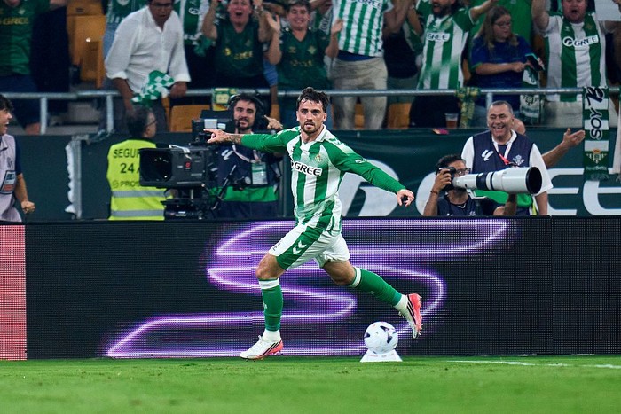 Real Betis Redam Mbappe Bersaudara
