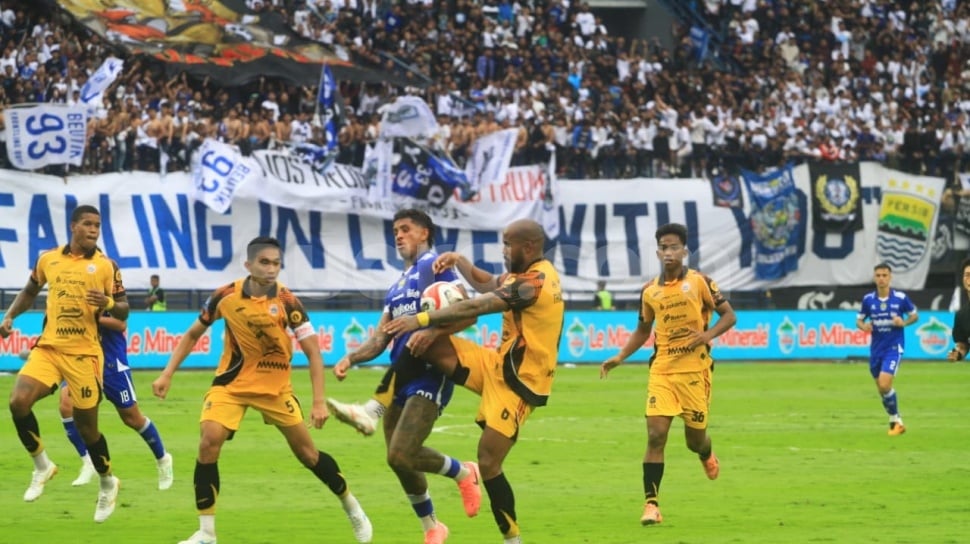 Igor Tolic Tak Gentar Hadapi Persija di SUGBK: Persib Terbiasa Hadapi Laga Sulit di Asia