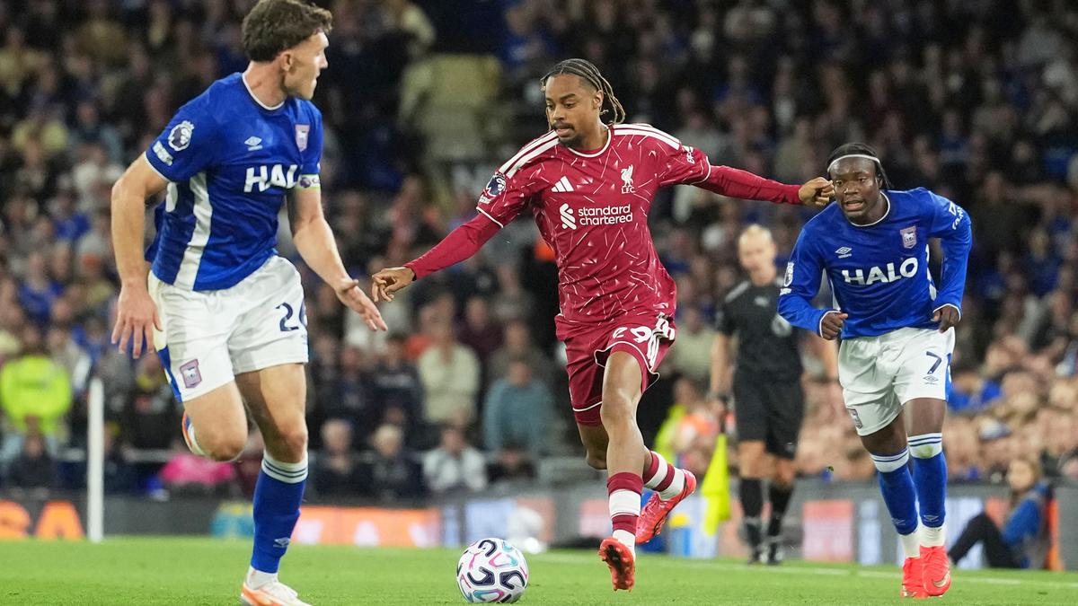 Harga Selangit, Florian Wirtz dan Bradley Barcola Terbebani Warisan Mohamed Salah
