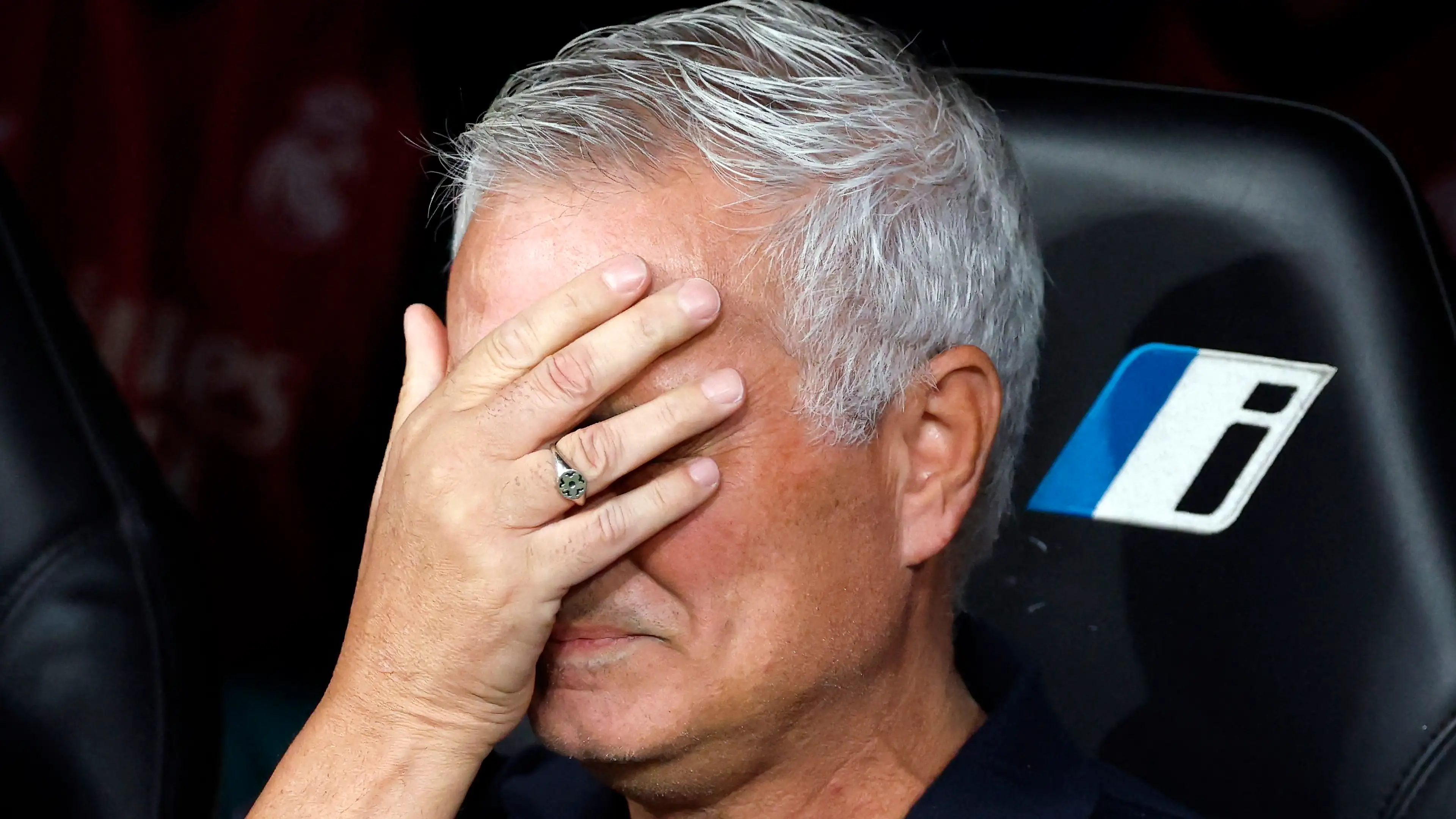Mourinho Dihadapkan Pilihan Sulit antara Mengambil Risiko atau Solusi Alternatif