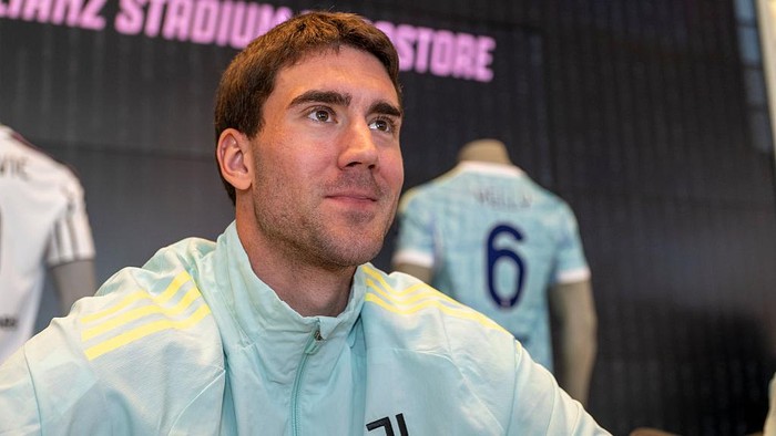 Pantau Situasi Alvarez, Vlahovic Berharap Dilirik Barcelona