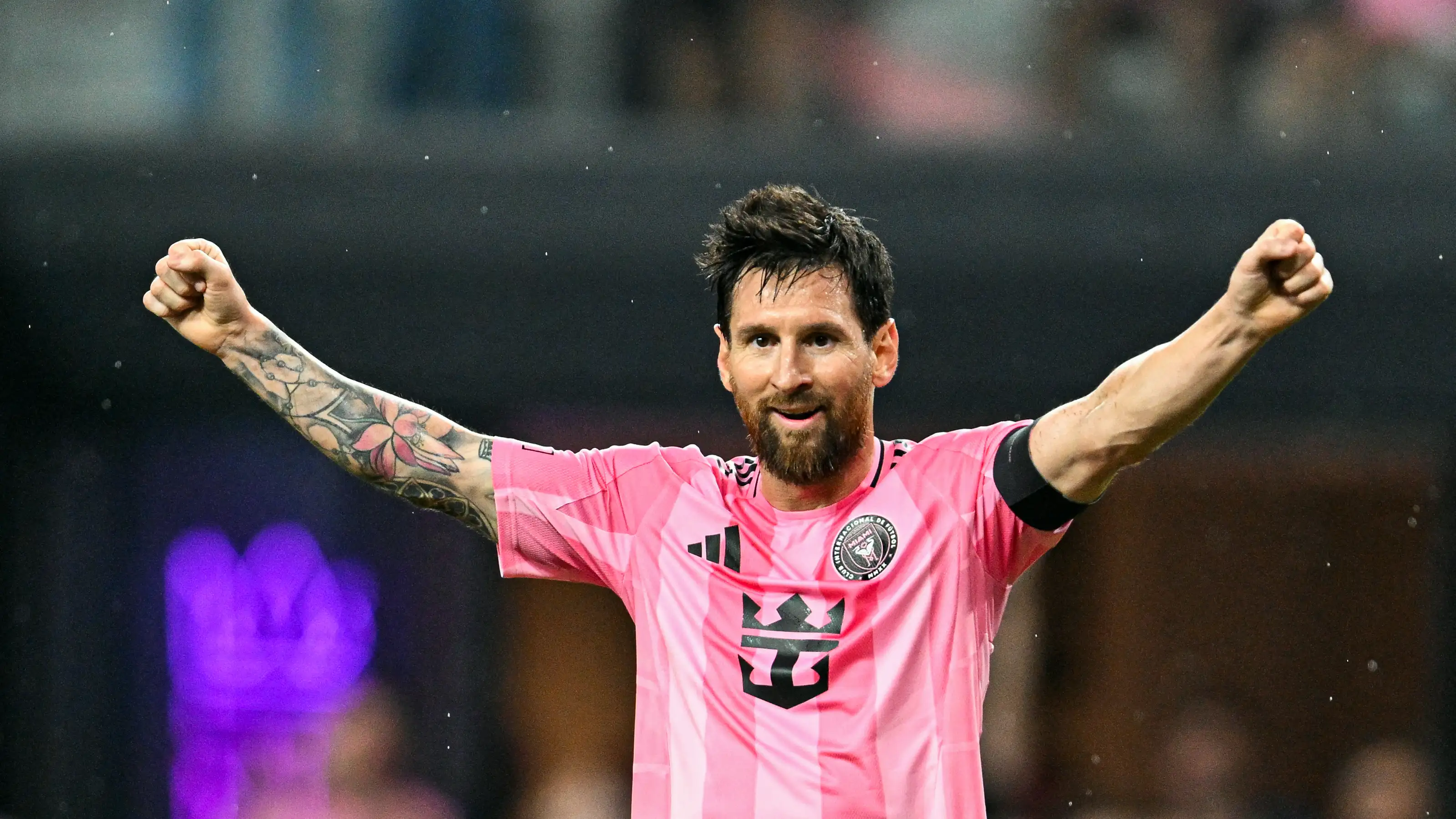 Video: Tendangan bebas dari planet Messi, momen abadi dengan seragam Inter Miami