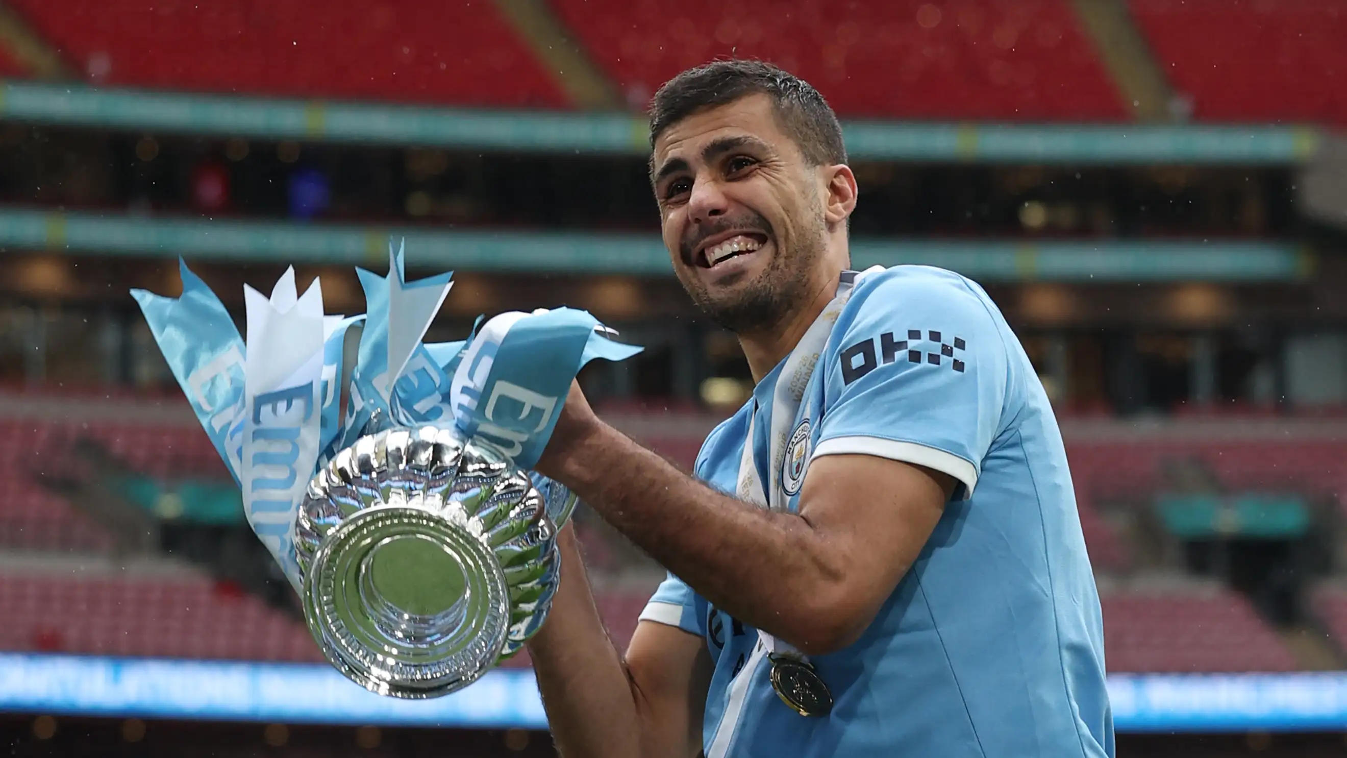 Kabar terbaru dalam beberapa jam terakhir: apa yang menghalangi Barcelona dan Manchester City menuntaskan transfer Rodri?