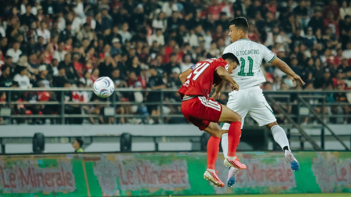 PSS Sleman Kalah di Markas Bali United, Pieter Huistra Protes Penalti