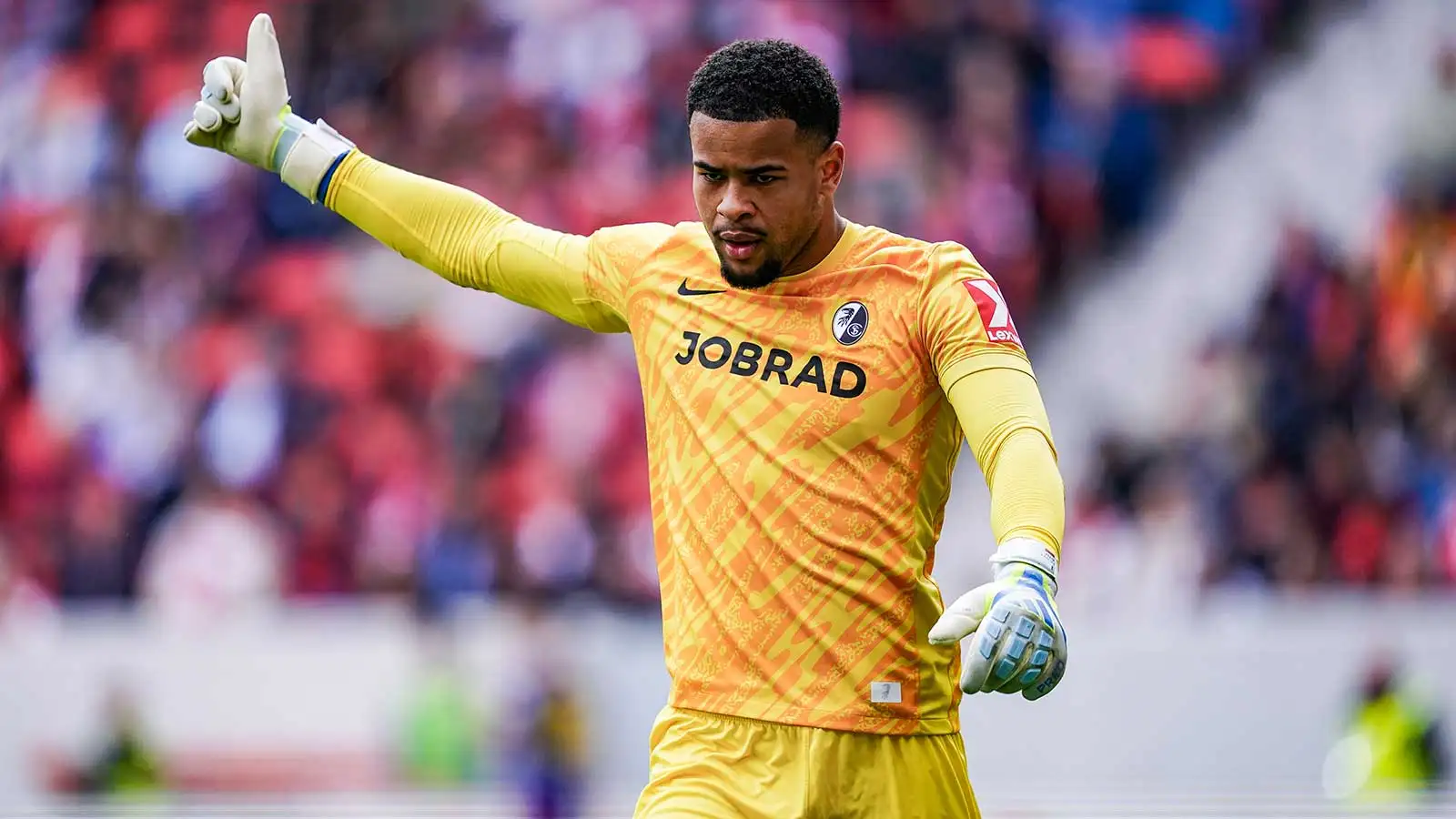 Drama transfer Noah Atubolu jelang akhir? Sang agen tampaknya sudah berada di lokasi klub top tersebut