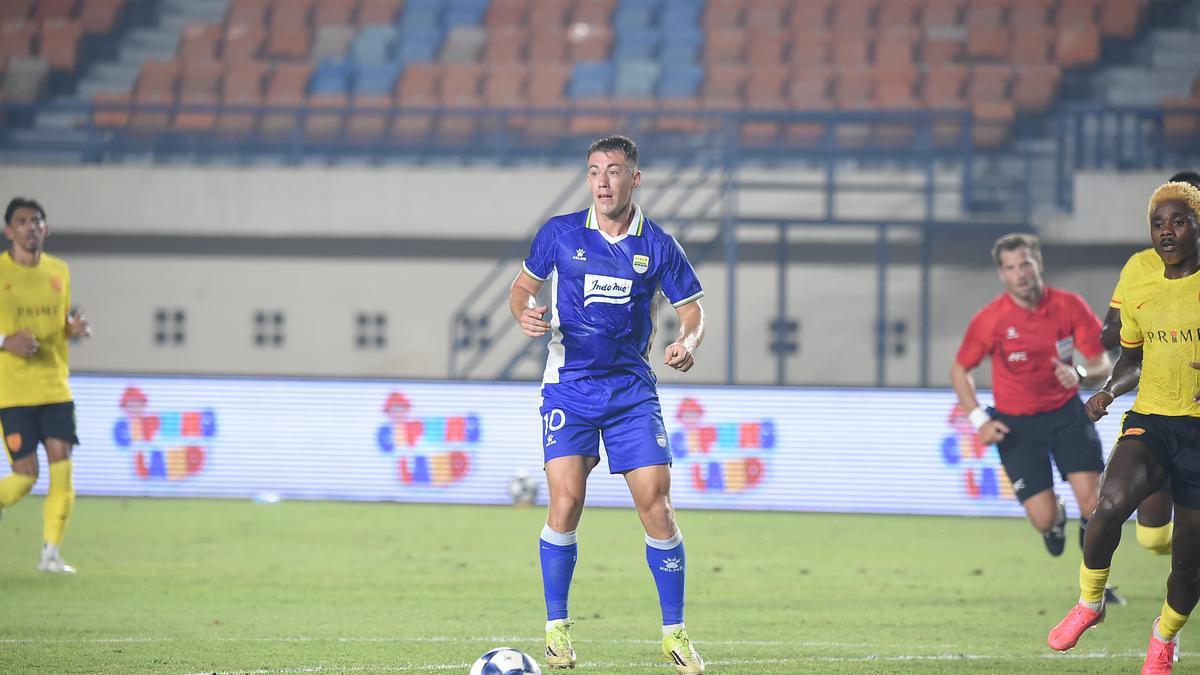 Tempat Menonton Persib Bandung vs PSM Makassar di BRI Super League 2026/2027