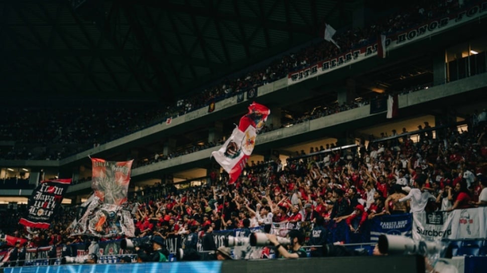 Fans Malaysia Ejek Indonesia Parkir Bus, Suporter Garuda Balik Menohok: 11 Lawan 10 Saja Tak Menang