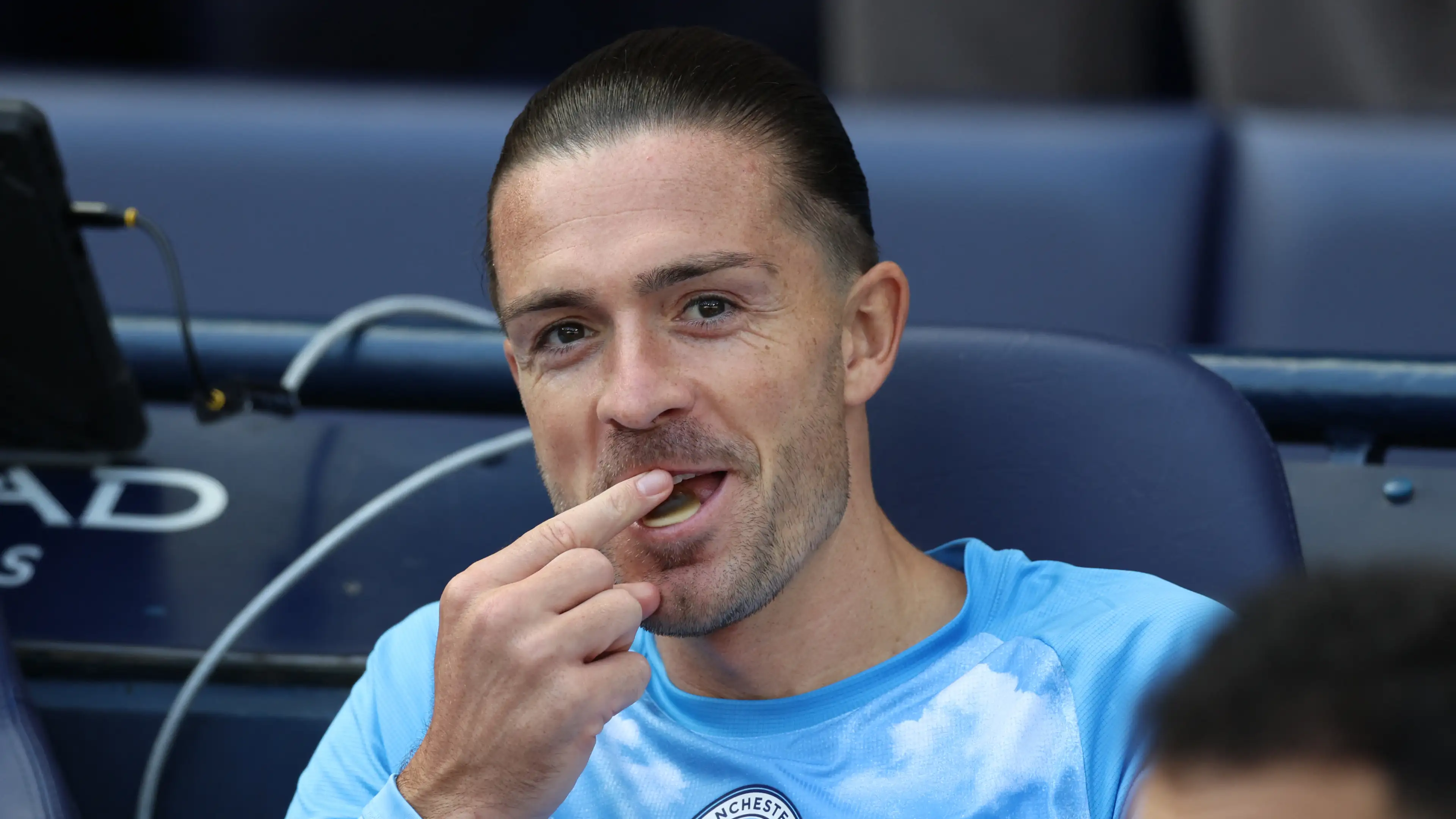 Resmi: Grealish bergabung dengan pesaing City di Premier League