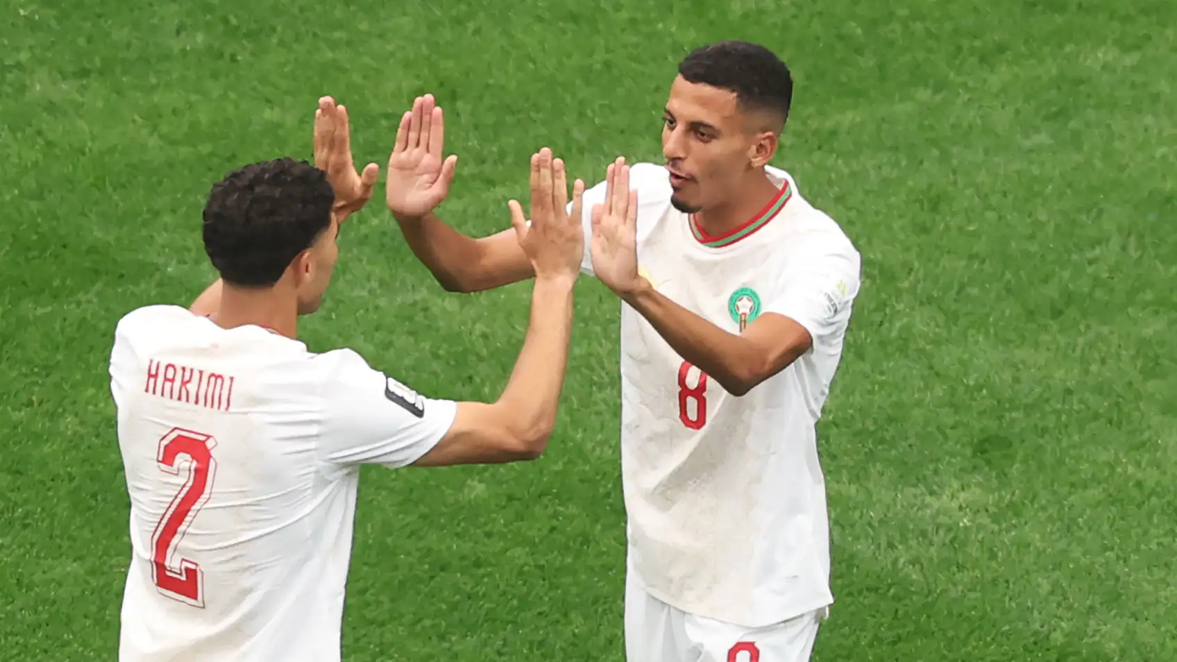 Hakimi membuat kejutan untuk Ounahi setelah operasi