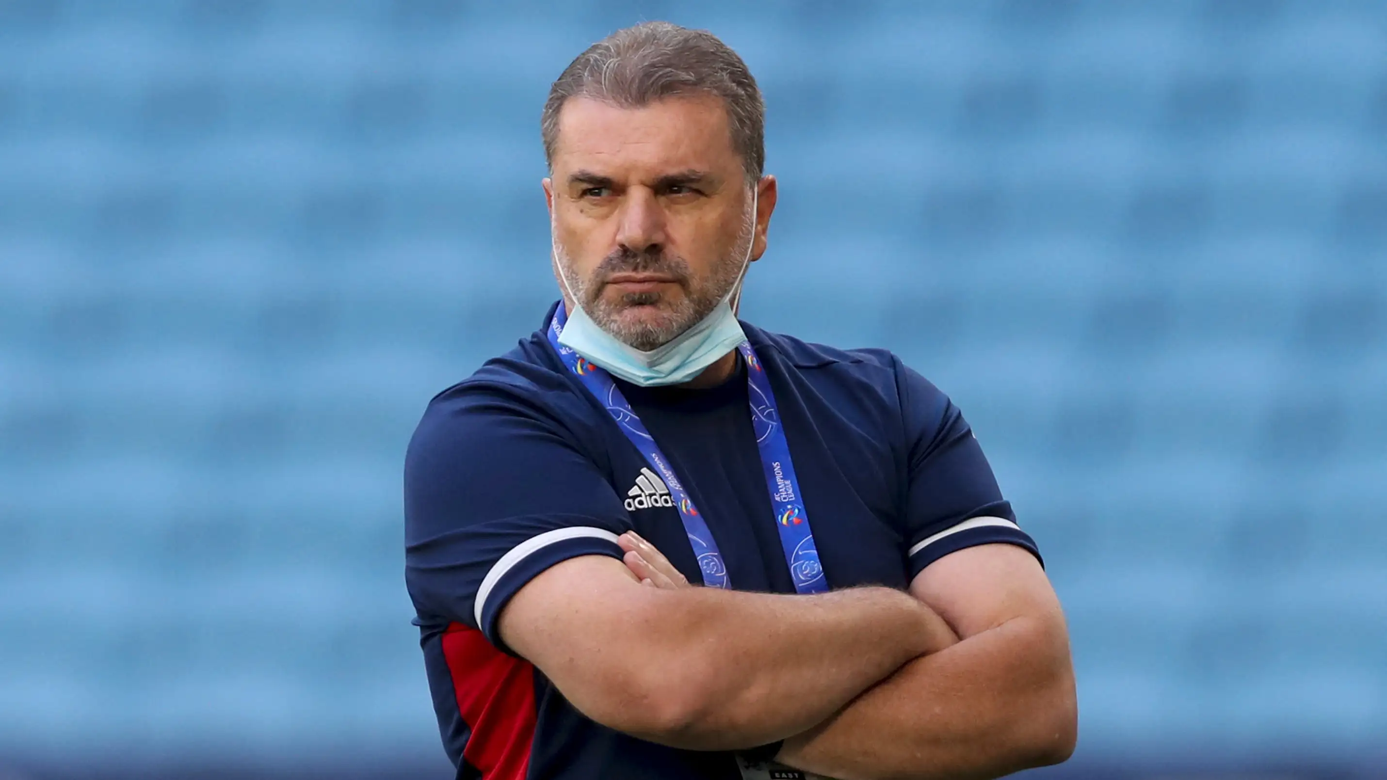 Mengapa Ronaldo Diganti di Antara Dua Babak Laga Al-Ettifaq? Postecoglou Menjawab