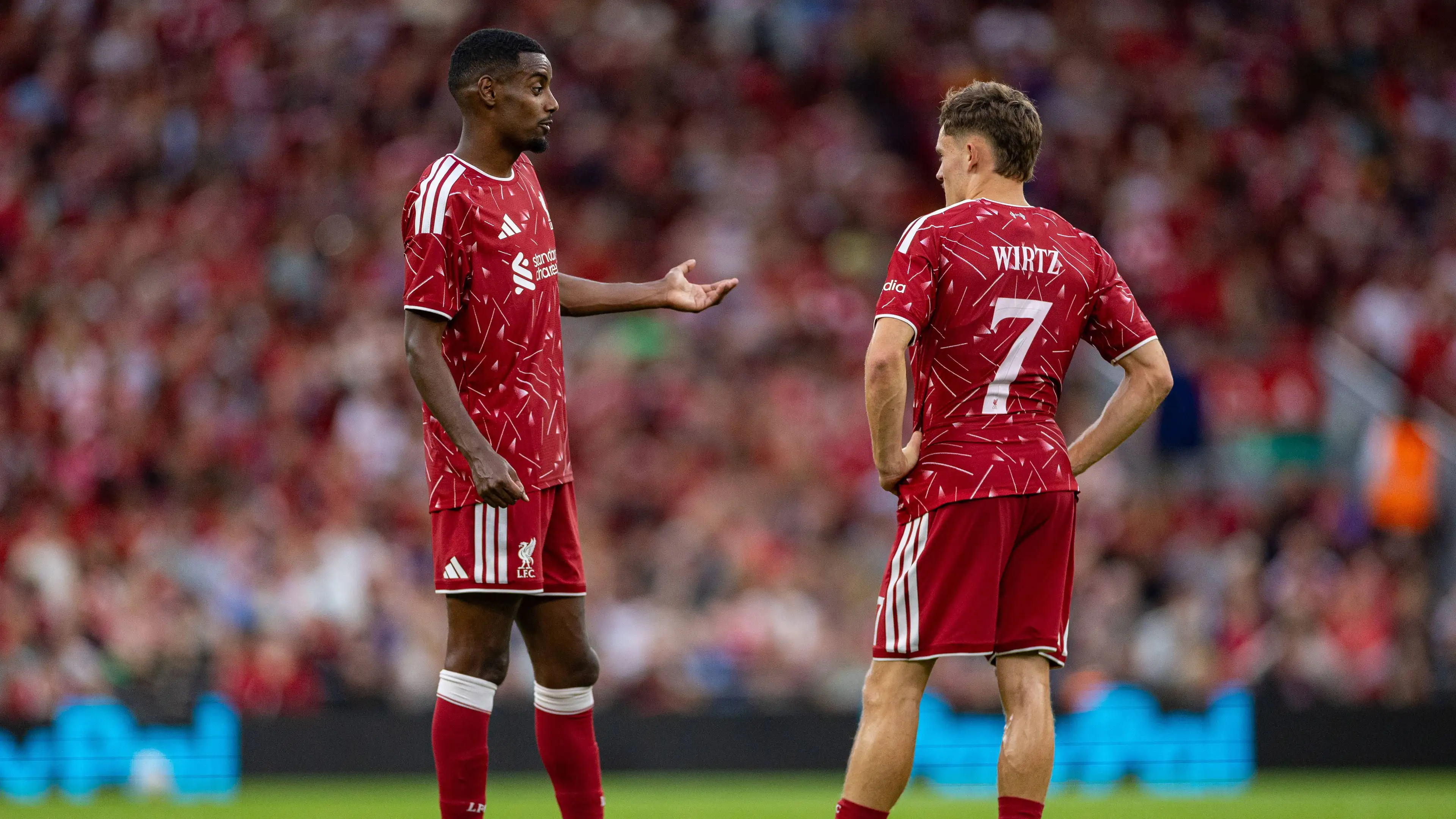 Era 'Galacticos' Anfield yang gagal: Penilaian telak untuk Liverpool FC