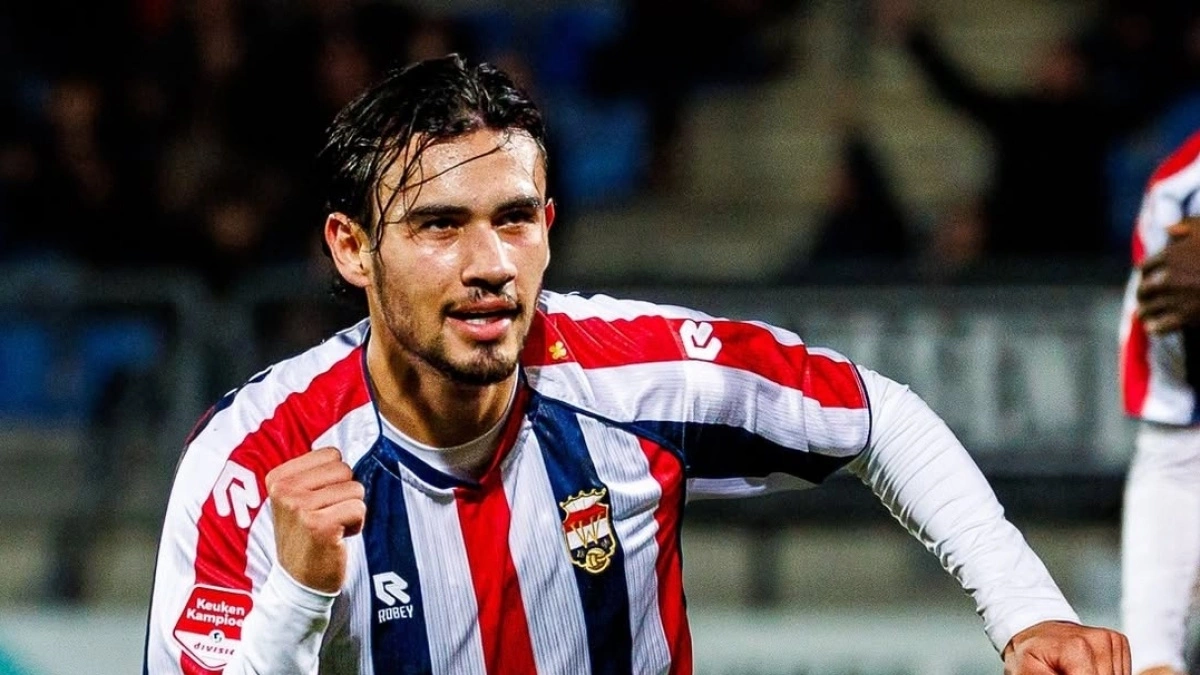 Nathan Tjoe-A-On Main Penuh saat Willem II Bungkam Helmond