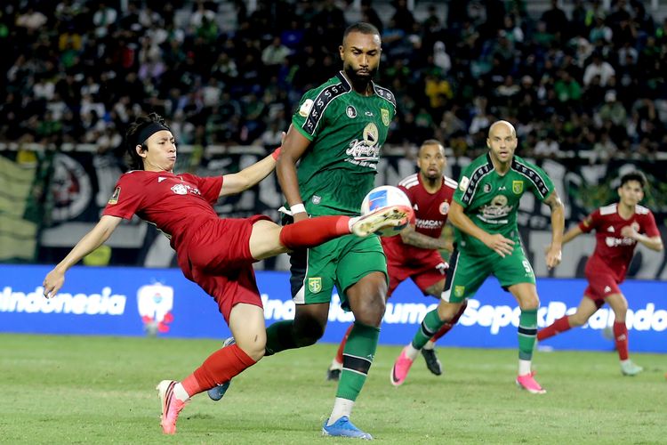 Persib Vs Persebaya, Igor Tolic Sebut Gaya Bertahan Tavares Mirip