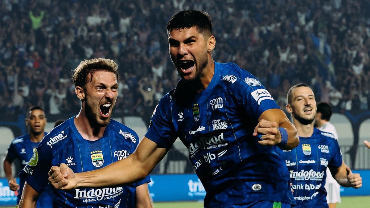 BRI Super League: Persib Bandung Kalahkan Persik 1-0, Julio Cesar Jadi Penentu