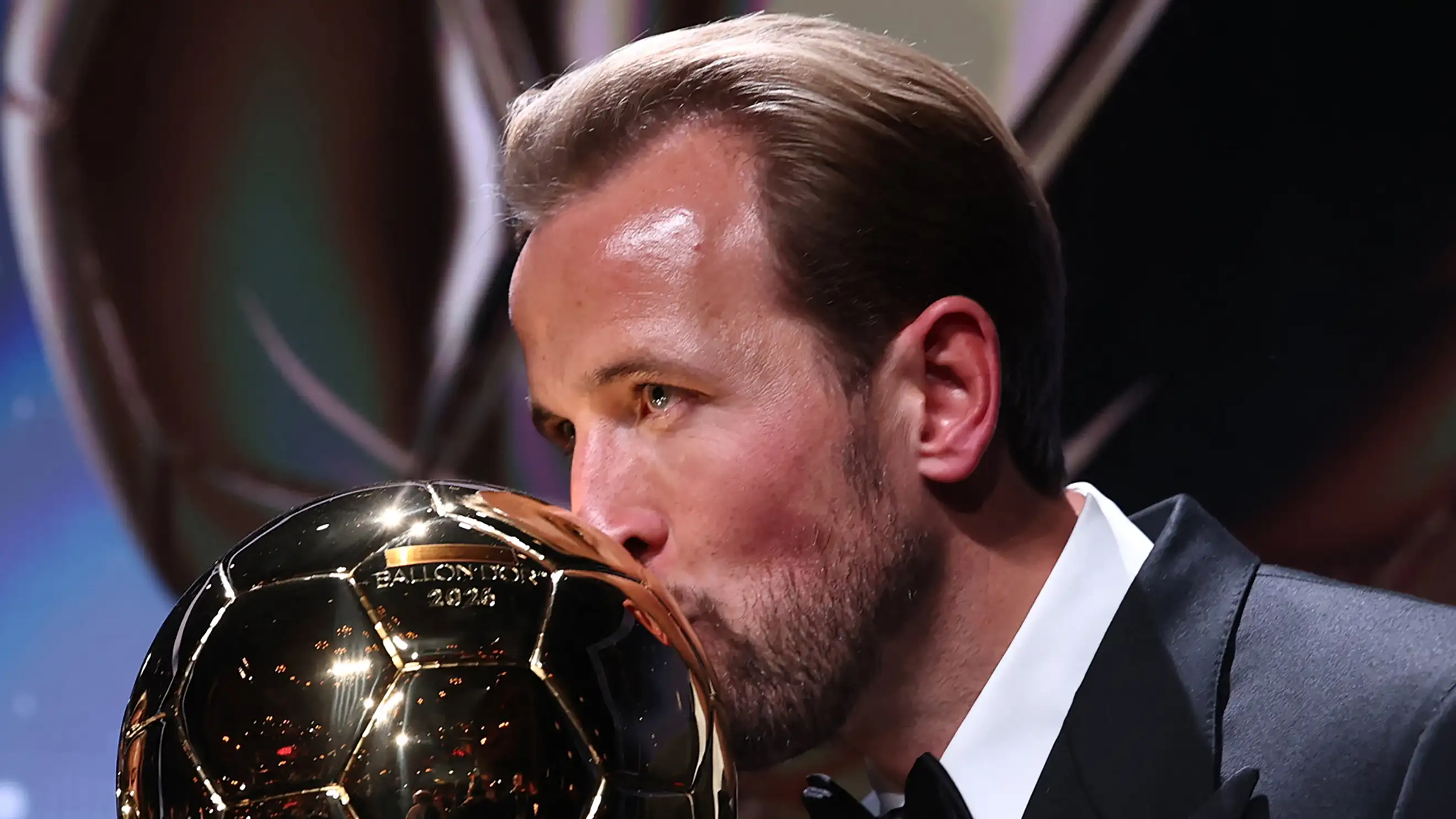 Wembley berhias emas: Kane ungkap untuk siapa dia persembahkan Ballon d'Or