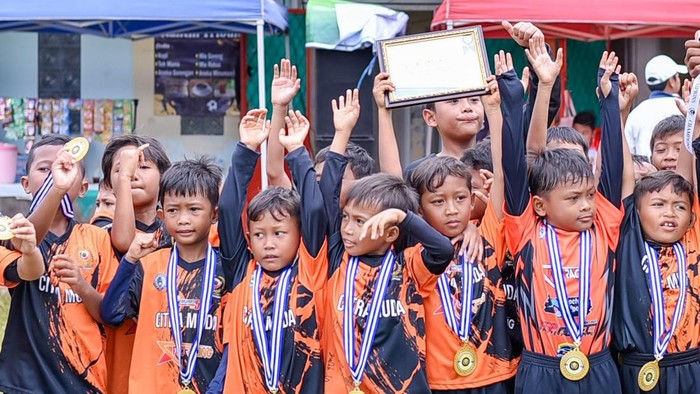 Ketika Operator Balap Motor Mencari Bakat Pesepakbola Usia Dini