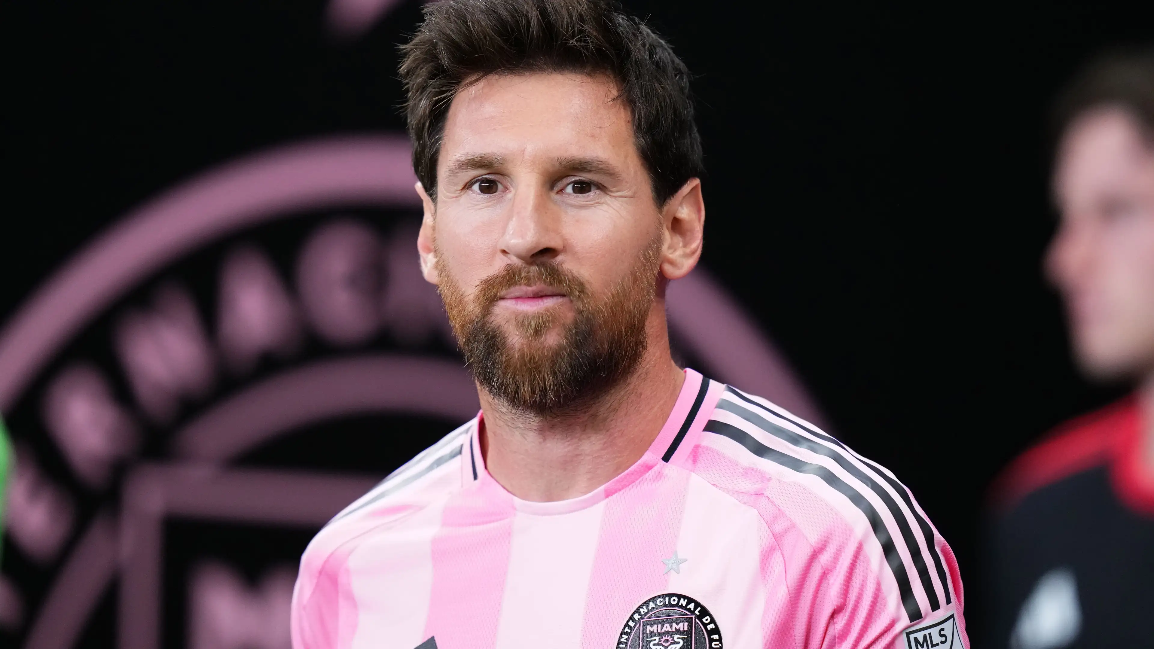 Termasuk seorang gelandang Eintracht Frankfurt! Lionel Messi memilih sepuluh bintang generasi baru
