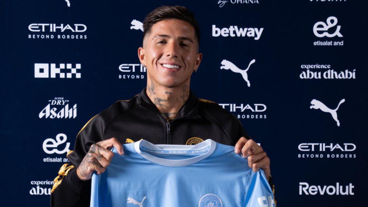 Enzo Fernandez Gabung Manchester City, Ukir Sejarah dengan Lima Rekor Transfer Baru