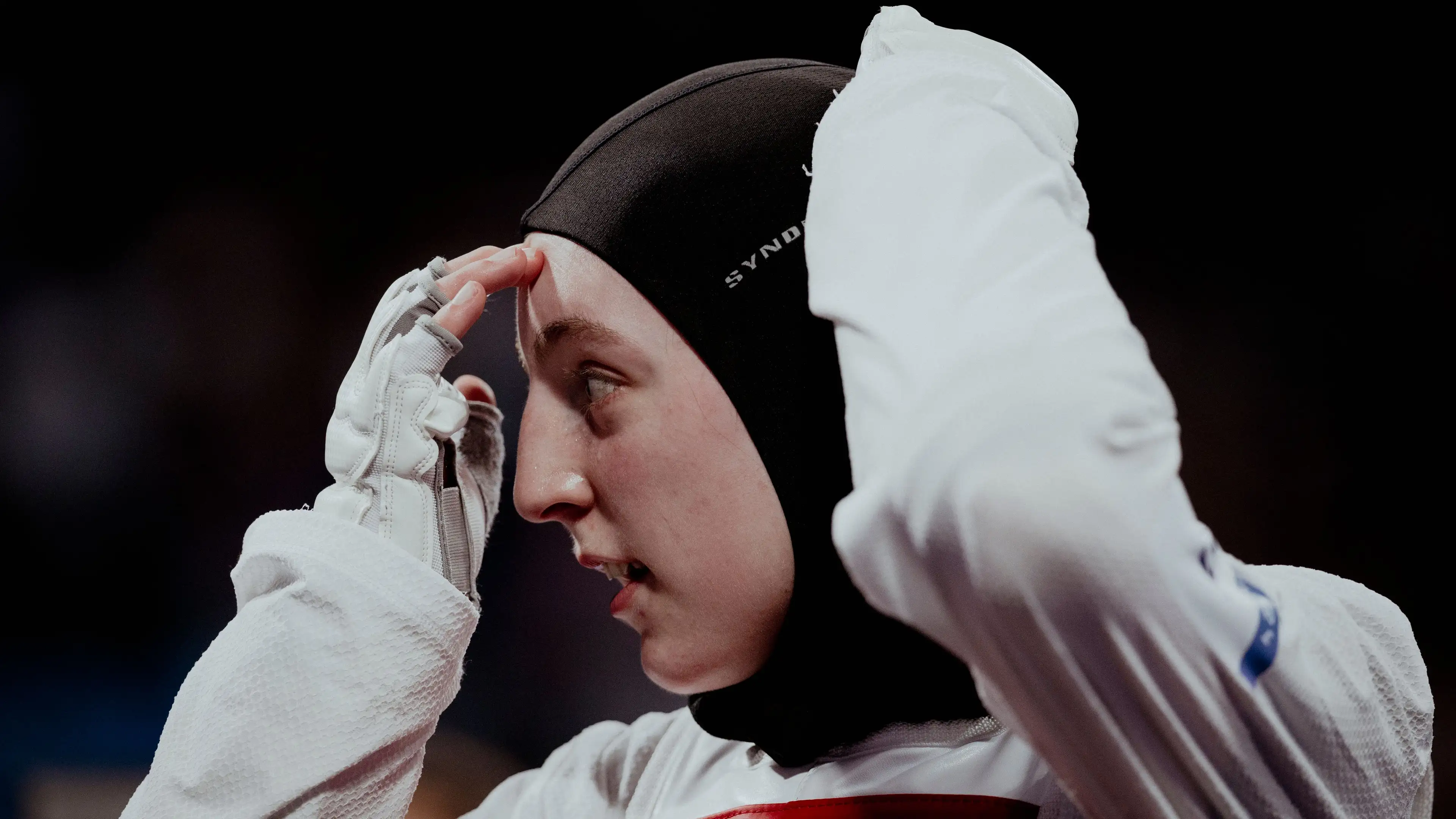 Kebanggaan Maroko di Belgia: Sara Chaari, perempuan berhijab pertama yang meraih penghargaan bersejarah
