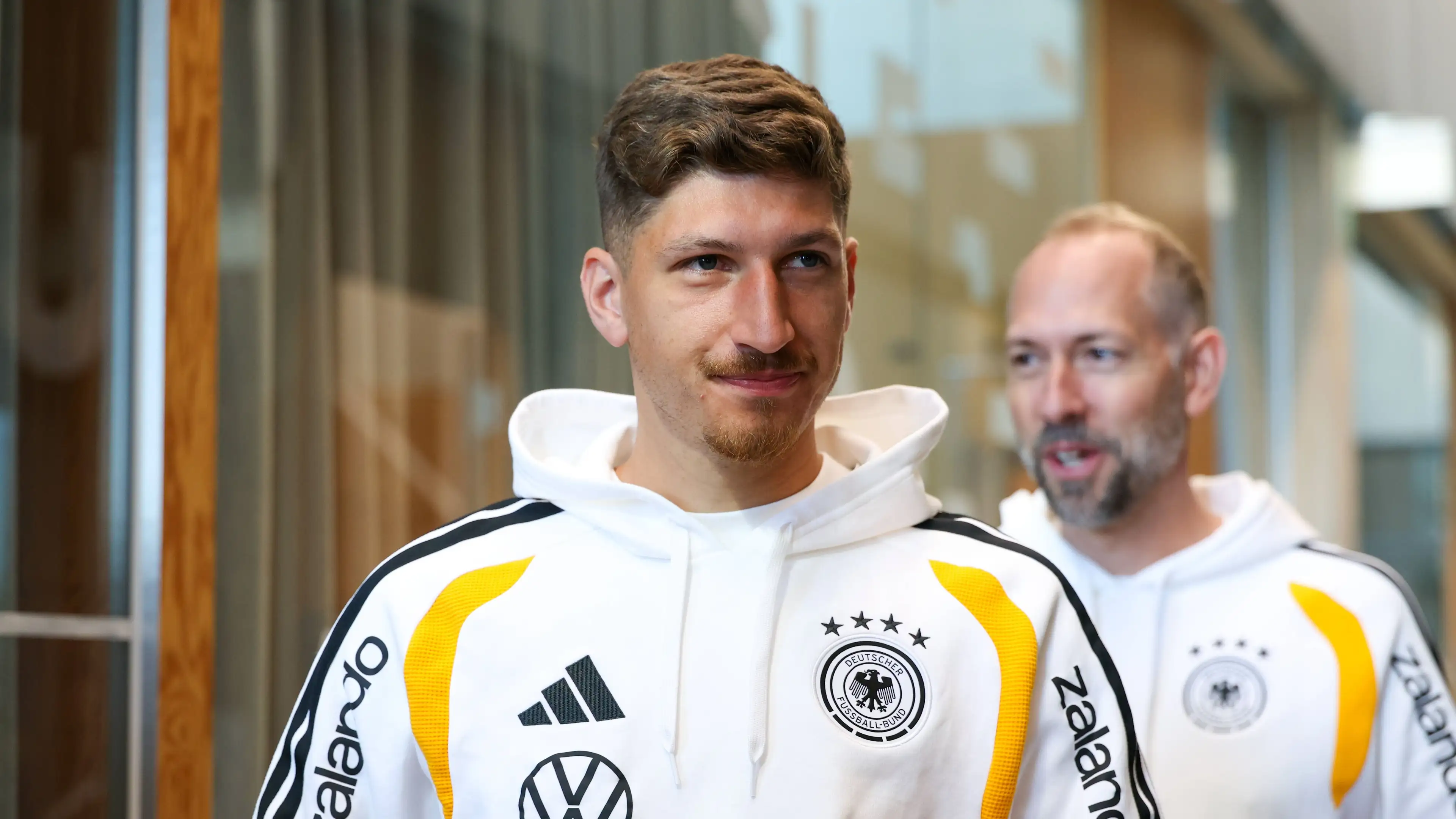 Dipecat dari klub Bundesliga setelah skandal besar: Akankah pendatang baru DFB ini menjadi kartu truf Jürgen Klopp?