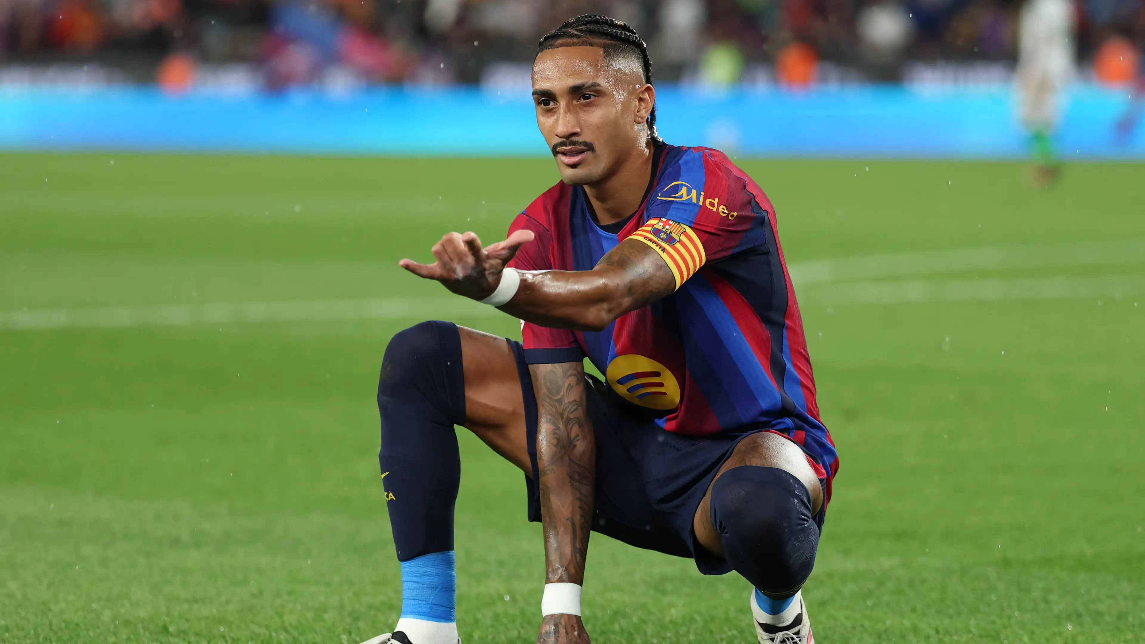 Raphinha kembali ke Barcelona, Federasi Sepakbola Brasil ungkap resmi jenis cedera