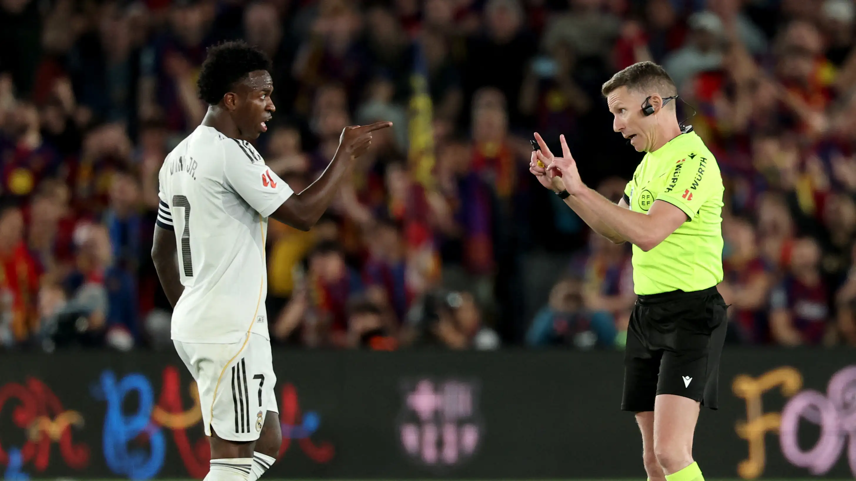 Dukung Barcelona dan diserang saluran milik klub kerajaan: pengumuman wasit laga Real Madrid vs Real Betis