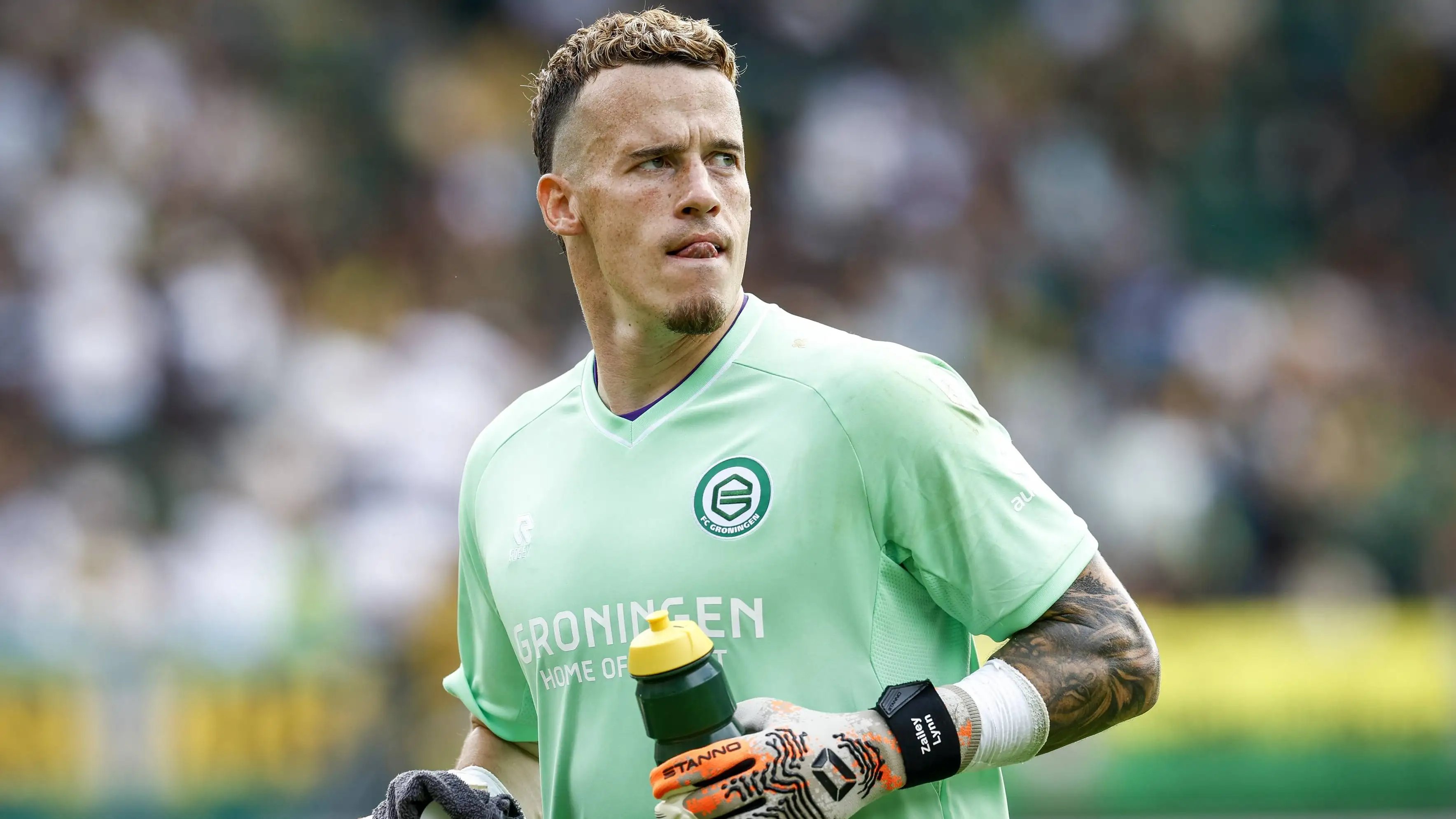 Klub top Belanda menanyakan Etienne Vaessen