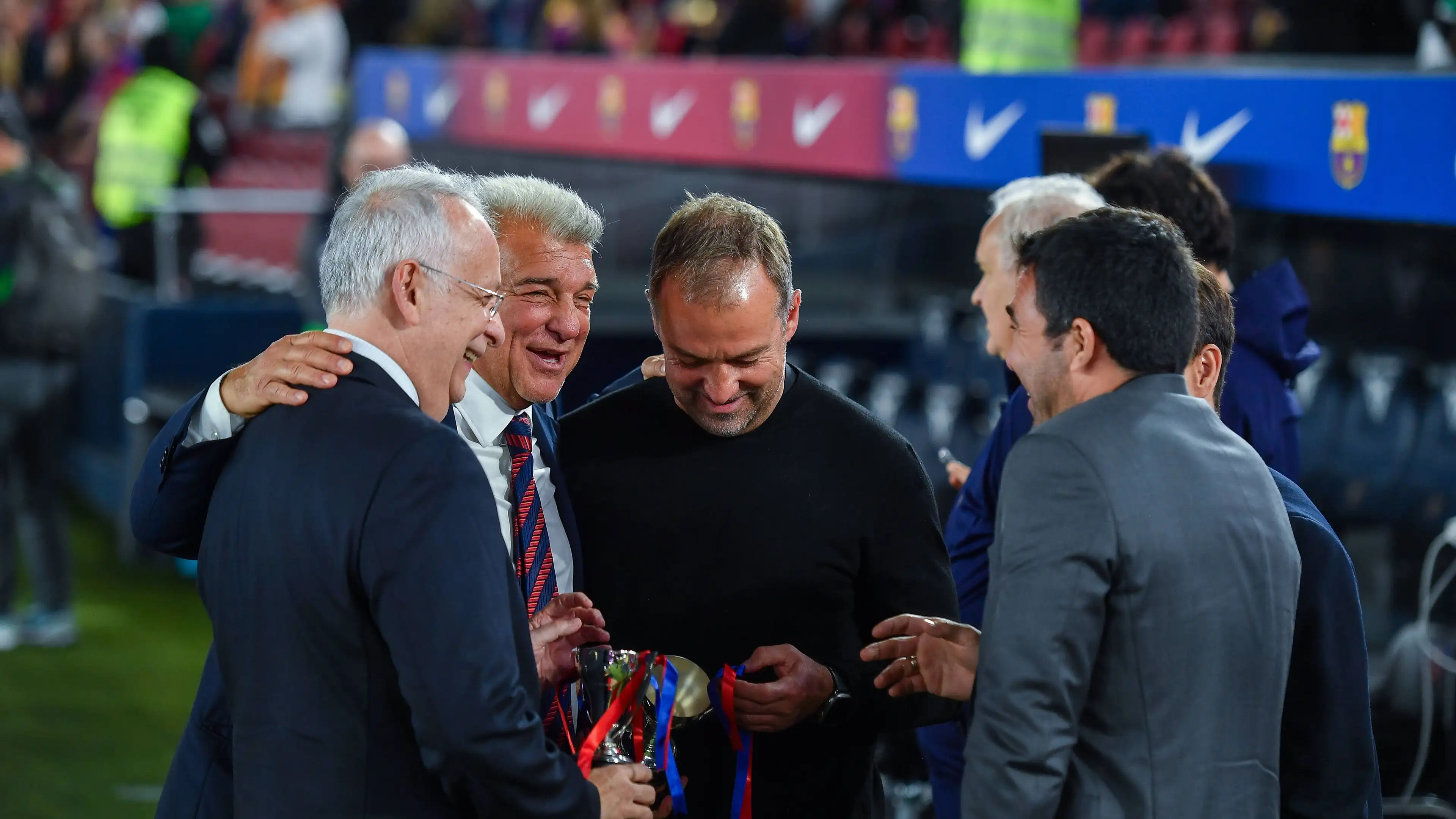 Revolusi Deco Perbaiki Posisi Barcelona, Buka Pintu Transfer Bek Baru