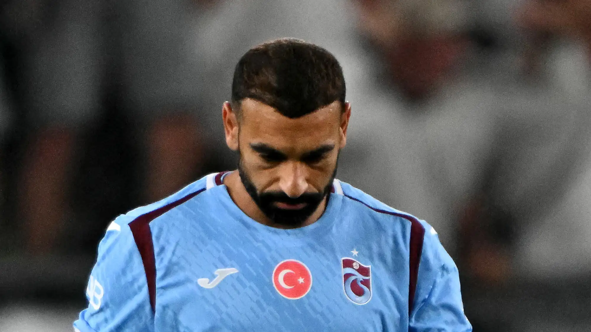 Video: Salah menjalani malam Eropa yang penuh bencana bersama Trabzon