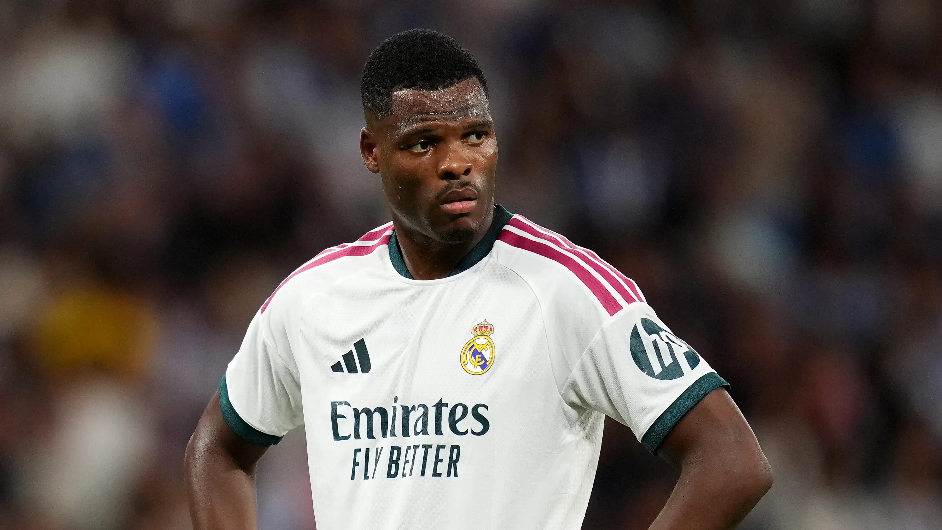 Media Spanyol memberikan penilaian atas debut resmi Denzel Dumfries bersama Real Madrid