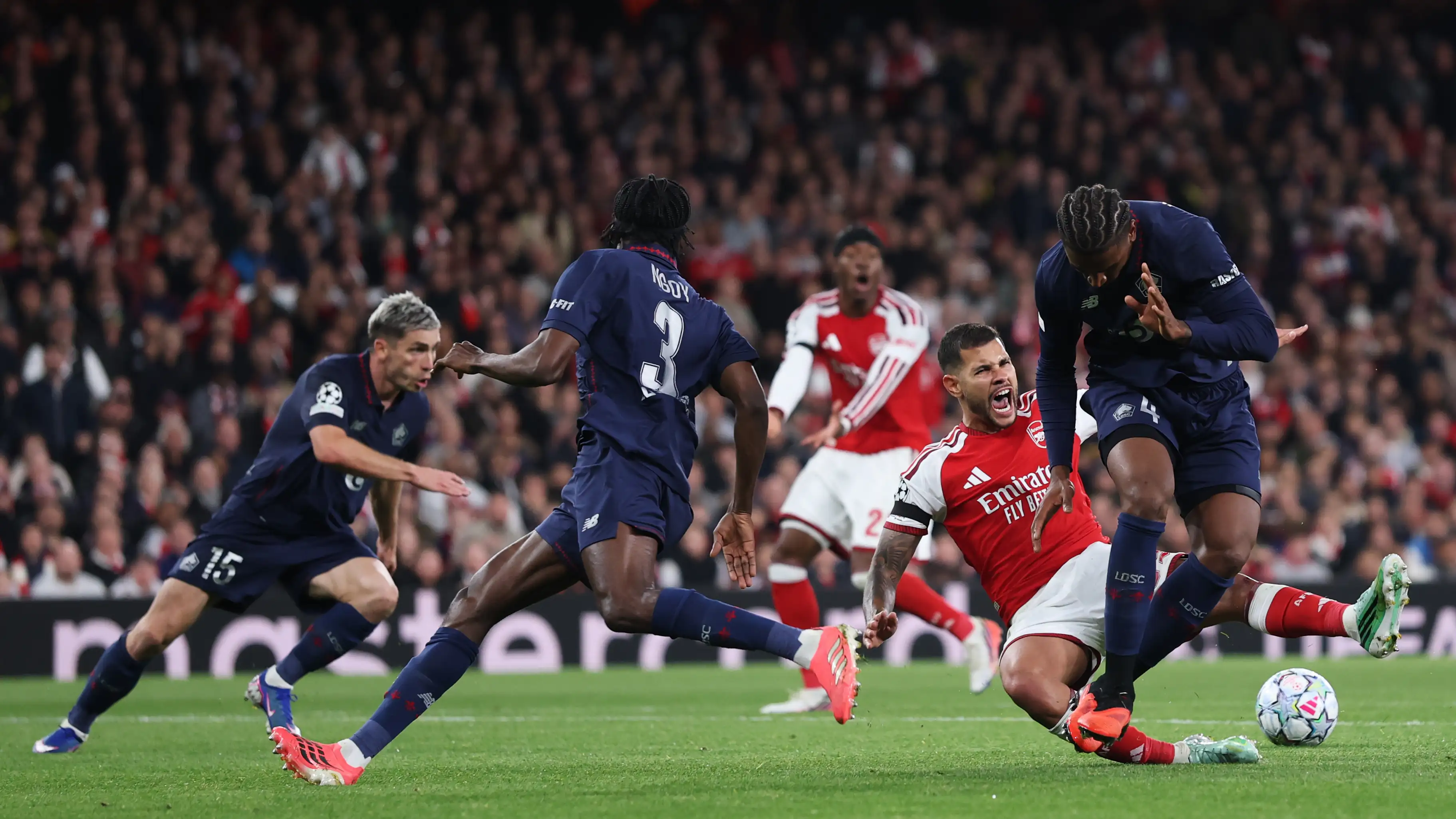 Arsenal mengejutkan mitra kesuksesan setelah memperpanjang kontrak Arteta