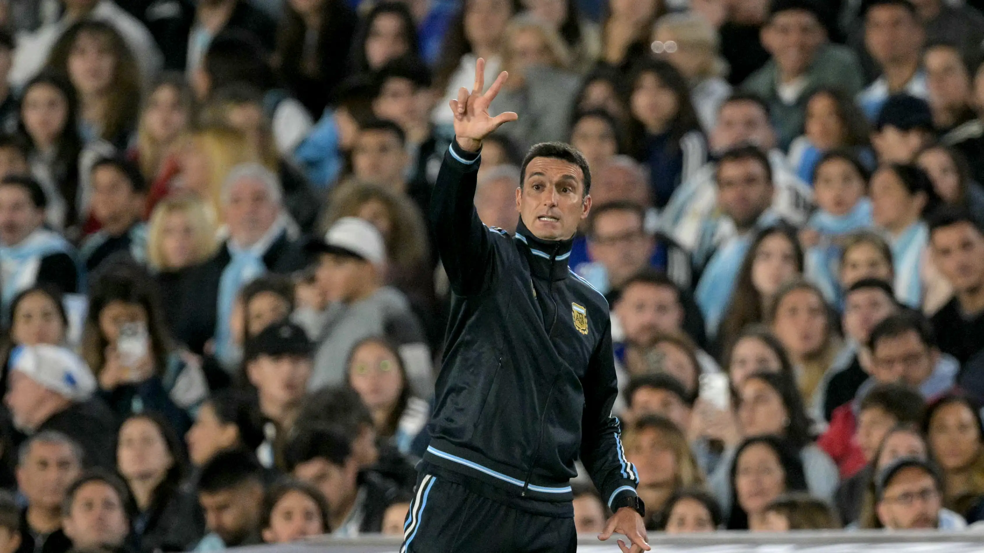 Scaloni melepas Messi dengan kata-kata mengharukan: Ungkap satu-satunya cara untuk menutupi ketidakhadirannya