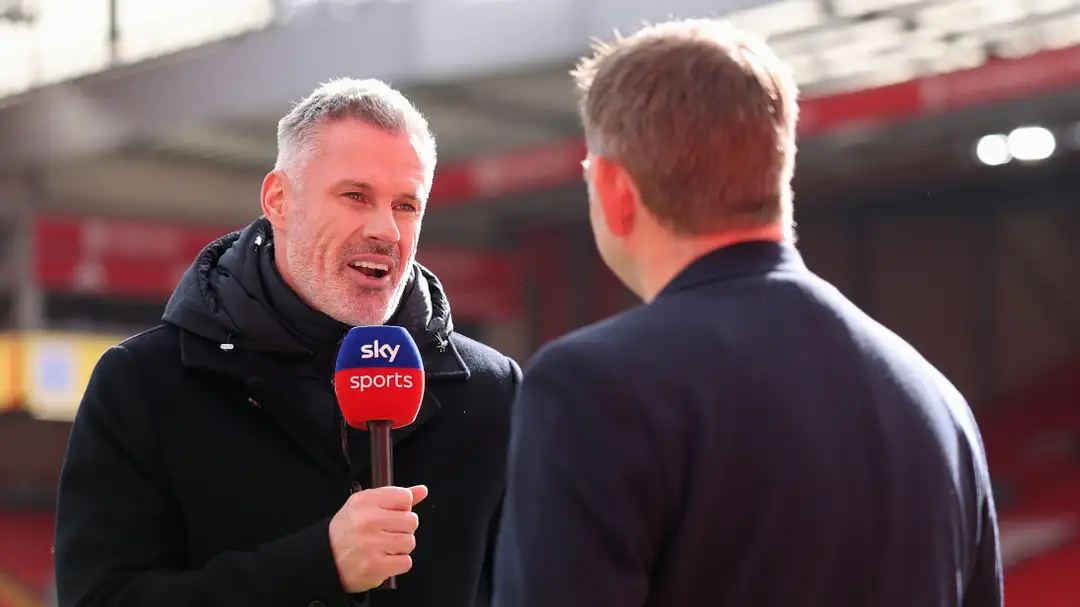 'Mereka tidak suka bermain bersamanya': Jamie Carragher yakin para pemain Manchester United senang Bruno Fernandes tidak dimainkan