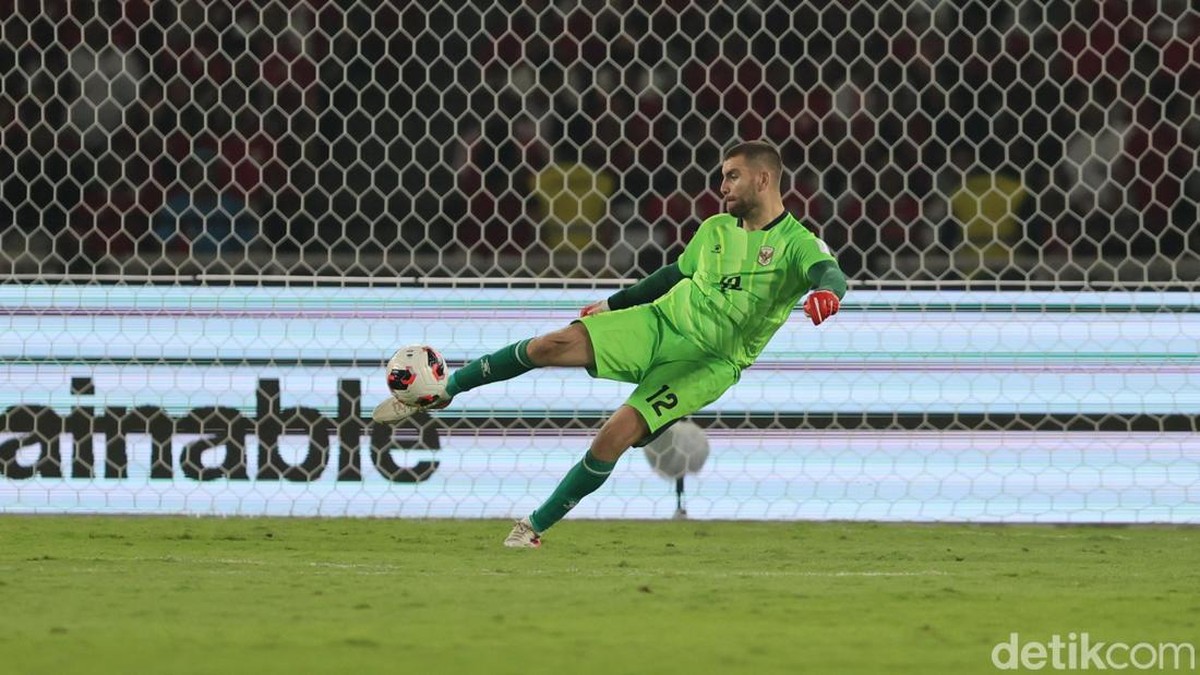 Clean Sheet Lagi, Maarten Paes Ngaku Terbantu Lini Belakang Timnas Indonesia