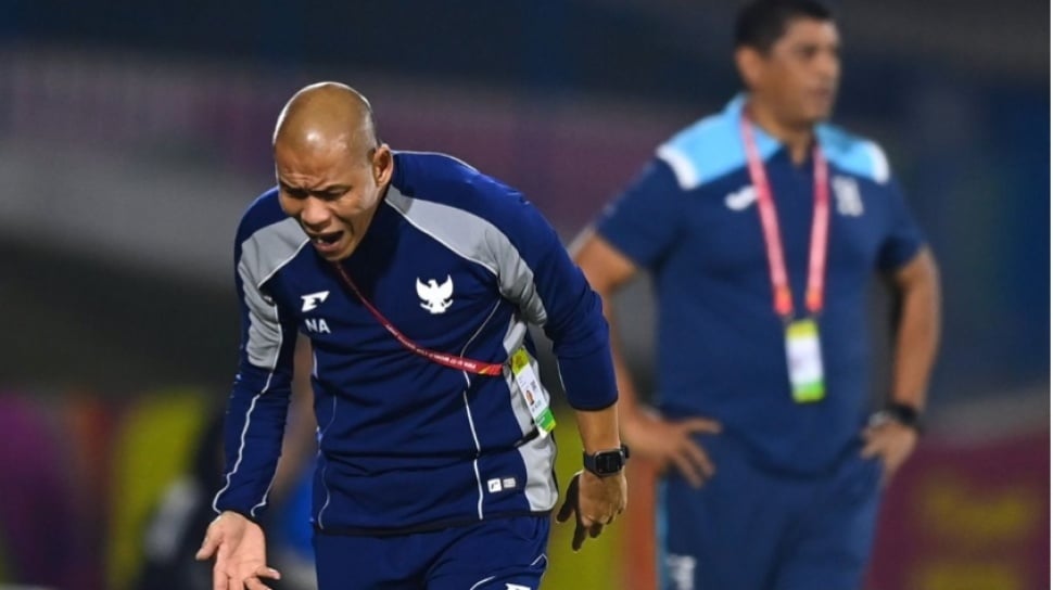 Bukan Cuma Taktik, Nova Arianto Bongkar Kunci Timnas Indonesia U-20 Lolos ke Piala Asia 2027
