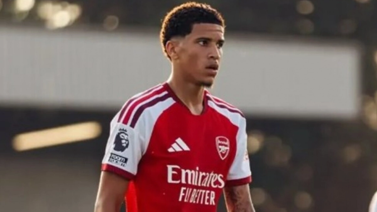 Punya Darah Indonesia, Wonderkid Arsenal Demiane Agustien Terkendala Aturan FIFA Dinaturalisasi?