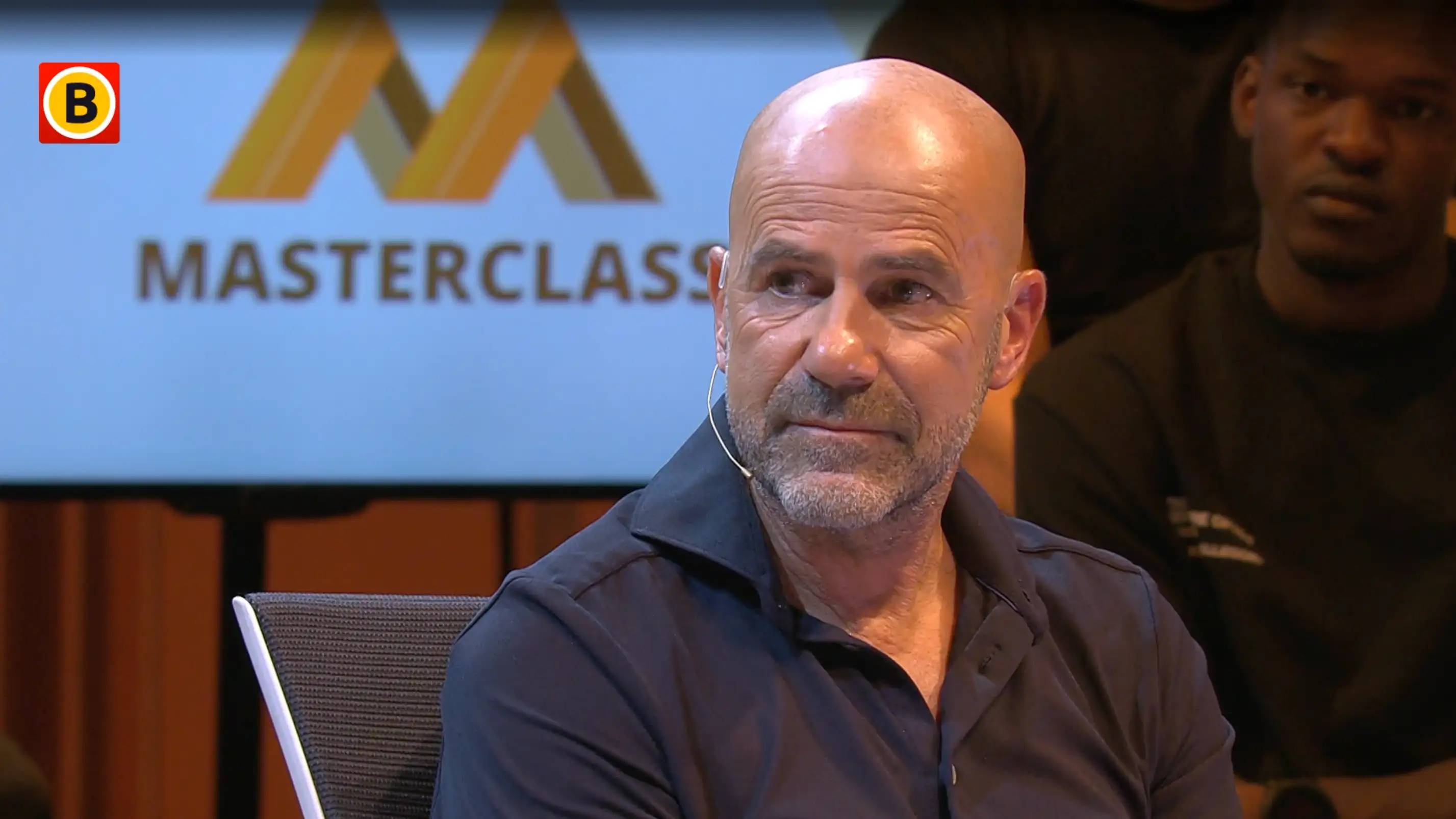 Peter Bosz: "Saya sudah menegur Ryan Flamingo dengan keras. Ayolah, itu tidak mungkin bisa dibenarkan, kan?"