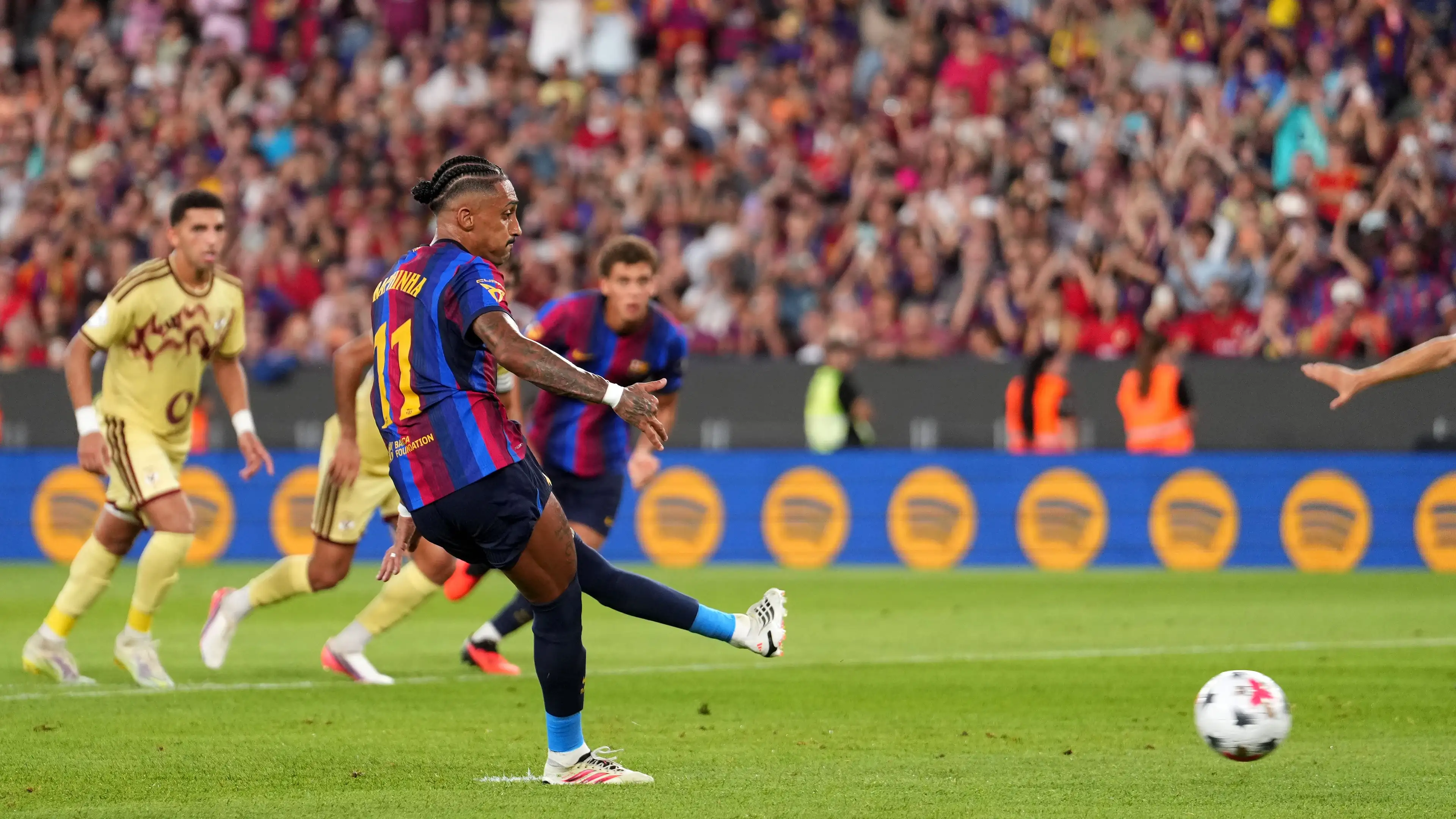Video: Raphinha Perlebar Keunggulan Barcelona atas Al Ahly Mesir