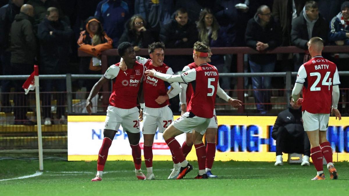 Hasil Carabao Cup: Arsenal Dibikin Malu Fleetwood Town, Gugur Lewat Adu Penalti