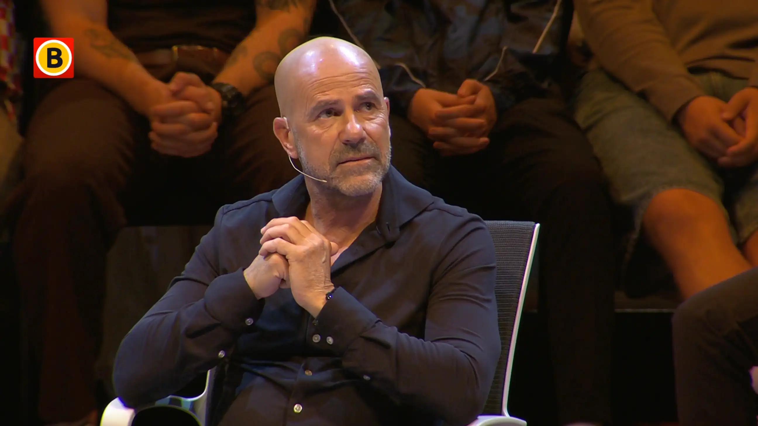 Peter Bosz memetik pelajaran: "Saya seharusnya langsung menendang 3 pemain itu keluar"